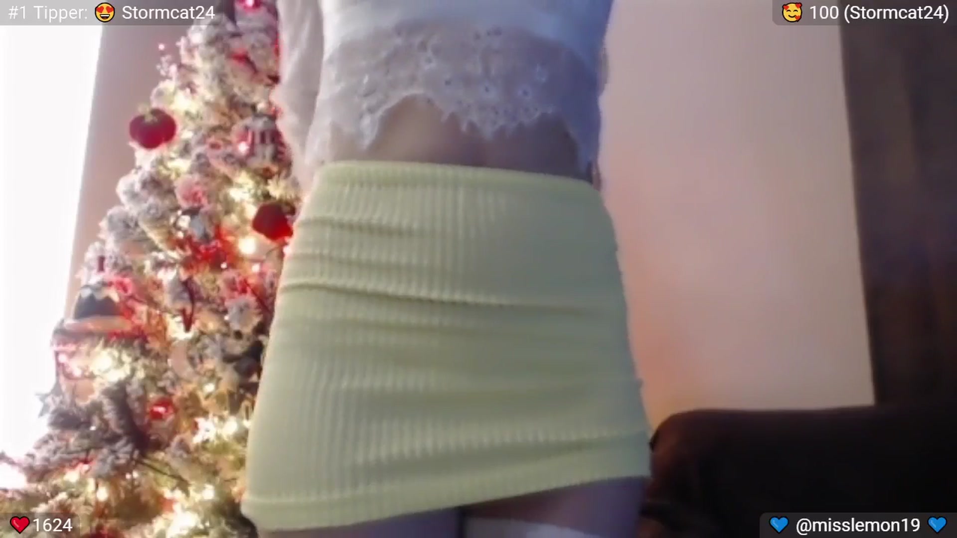 Gallery image thumbnail from SpicedPeach's myfreecams stream on, 12/20/2024, 22:34 image 9 of 20