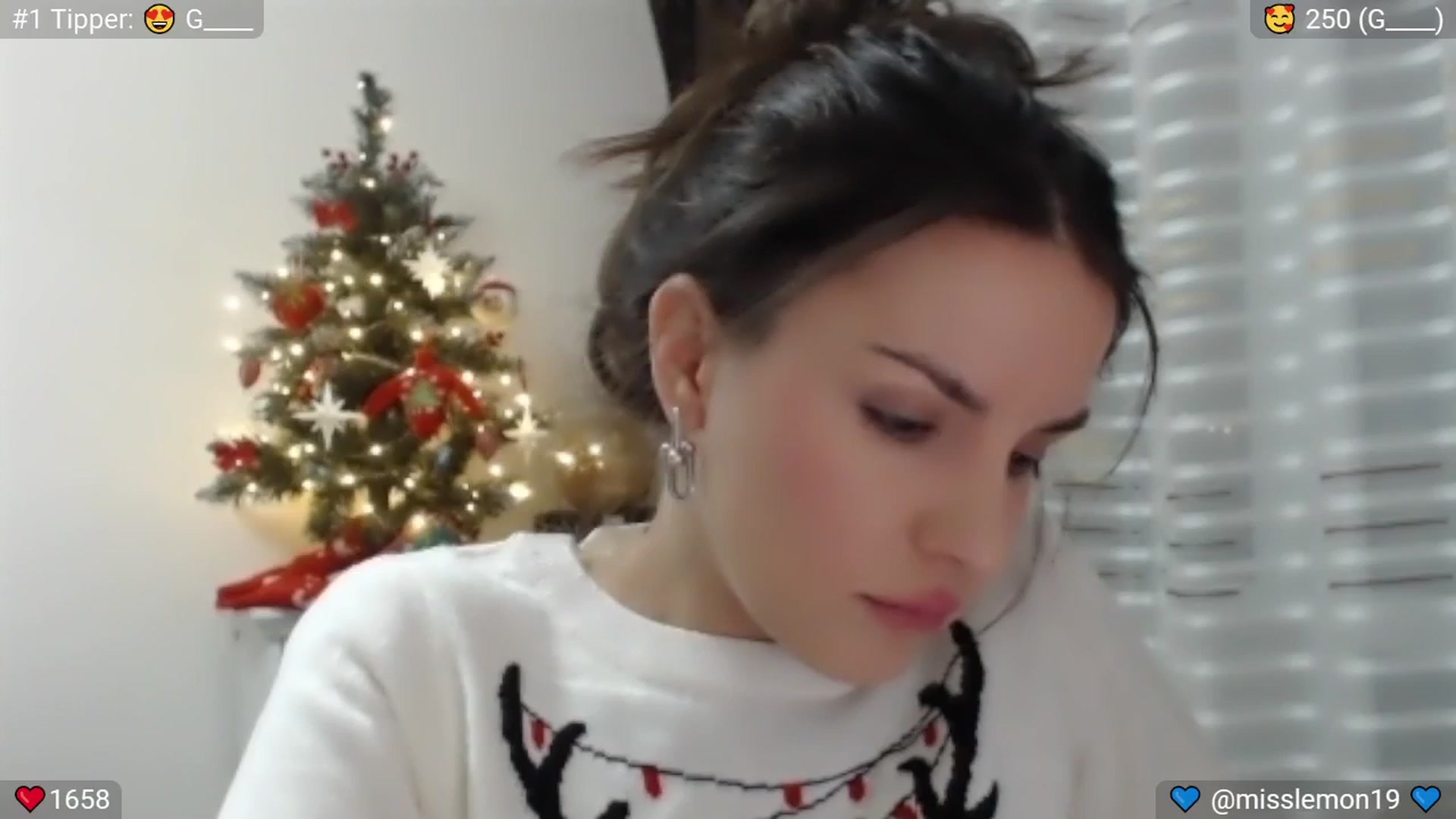 Gallery image thumbnail from SpicedPeach's myfreecams stream on, 12/23/2024, 01:26 image 7 of 20