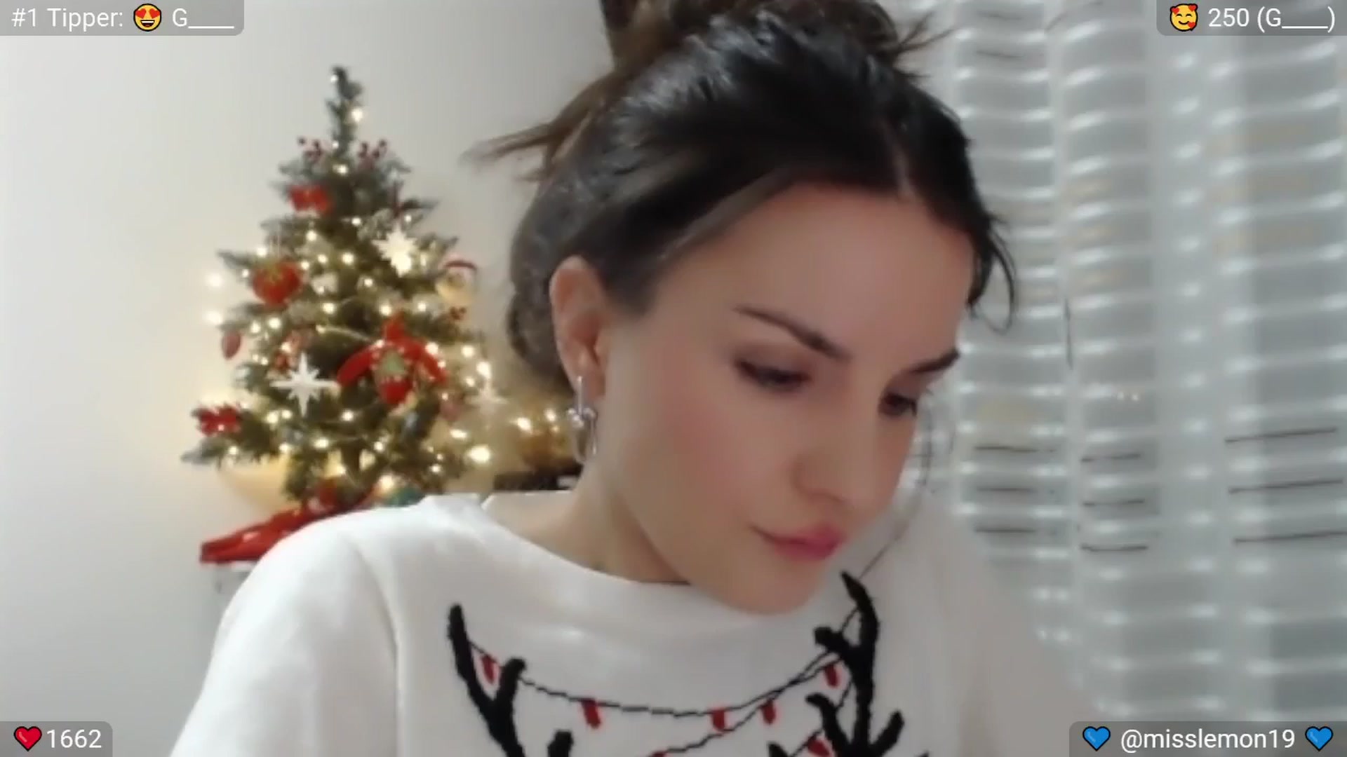 Gallery image thumbnail from SpicedPeach's myfreecams stream on, 12/23/2024, 01:26 image 6 of 20