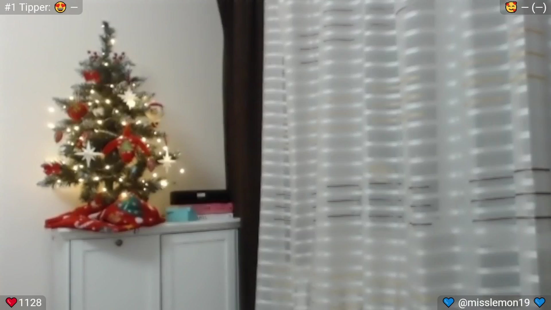 Gallery image thumbnail from SpicedPeach's myfreecams stream on, 12/28/2024, 22:34 image 15 of 20