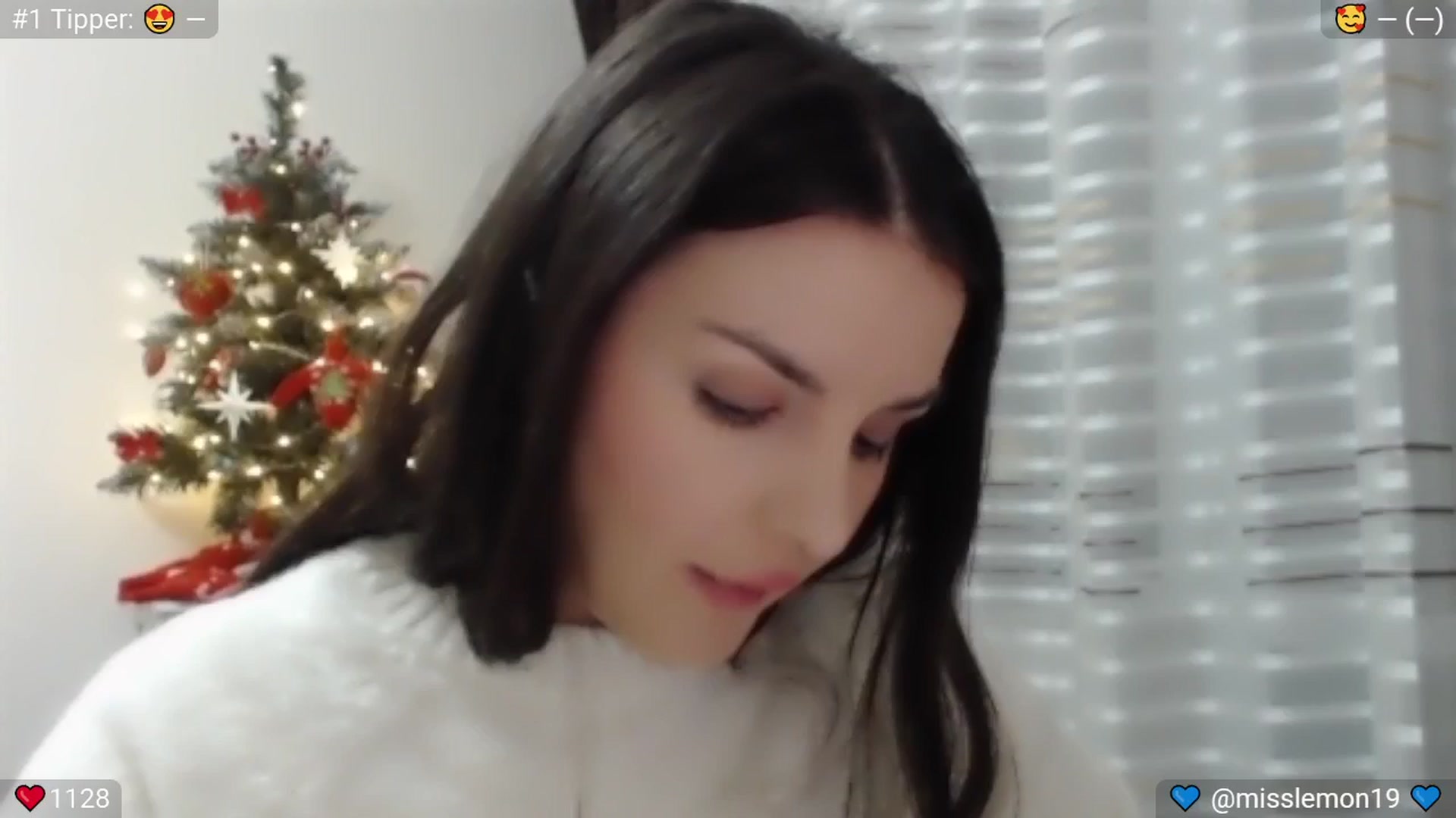 Gallery image thumbnail from SpicedPeach's myfreecams stream on, 12/28/2024, 22:34 image 3 of 20