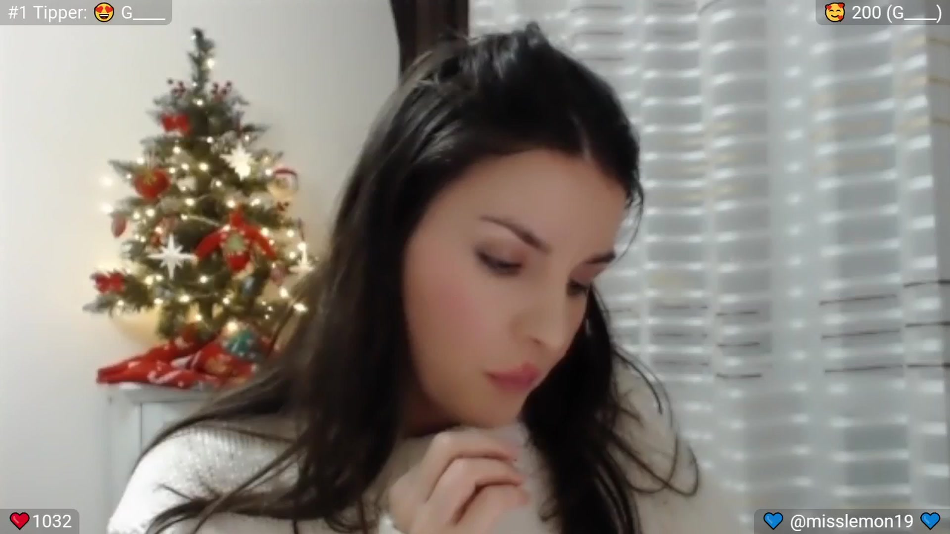Gallery image thumbnail from SpicedPeach's myfreecams stream on, 12/29/2024, 23:40 image 14 of 20