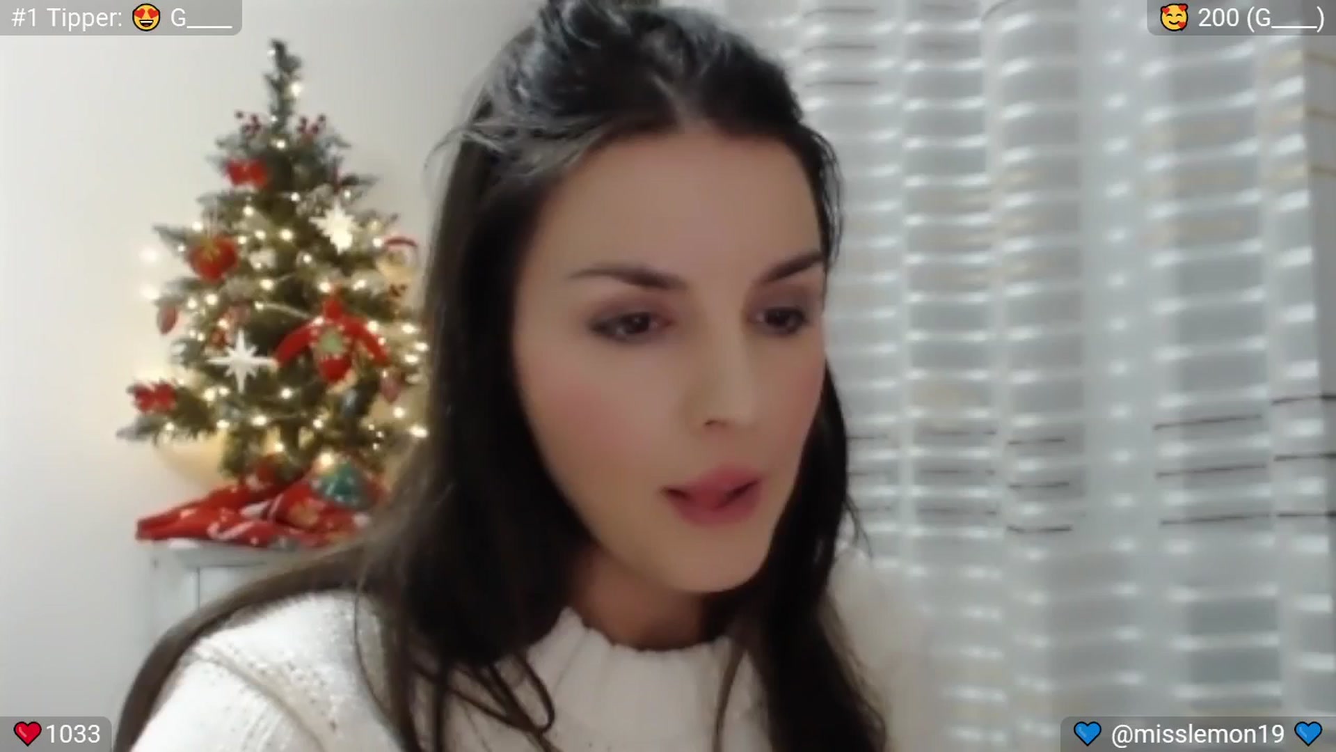 Gallery image thumbnail from SpicedPeach's myfreecams stream on, 12/29/2024, 23:40 image 16 of 20