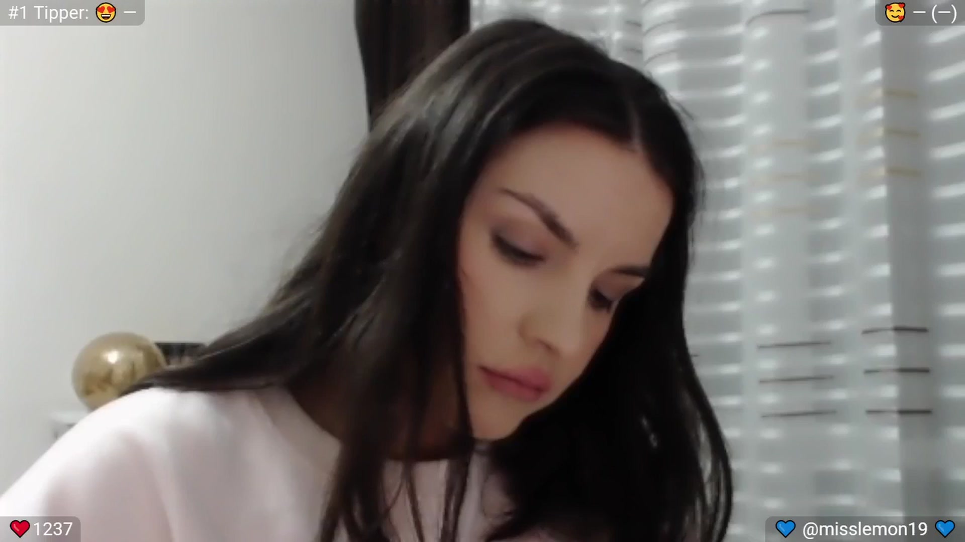 Gallery image thumbnail from SpicedPeach's myfreecams stream on, 01/11/2025, 22:33 image 13 of 20
