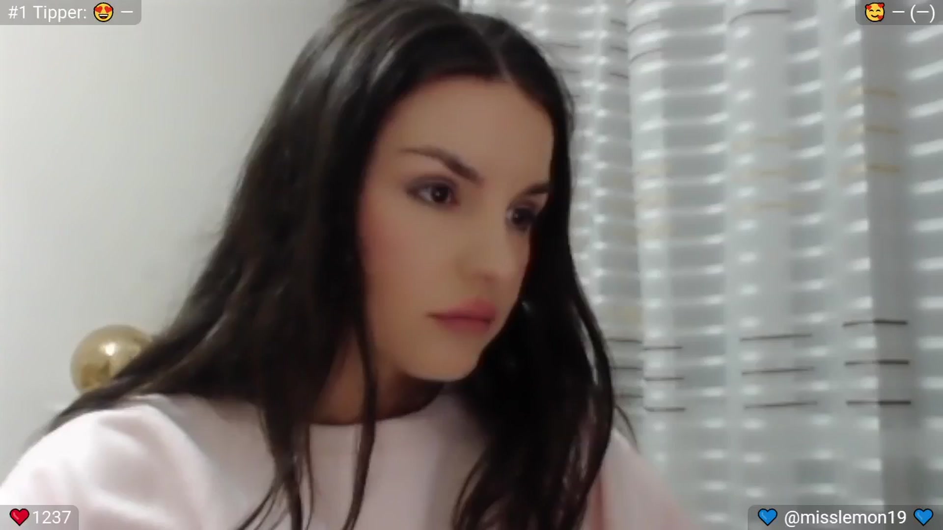 Gallery image thumbnail from SpicedPeach's myfreecams stream on, 01/11/2025, 22:33 image 17 of 20