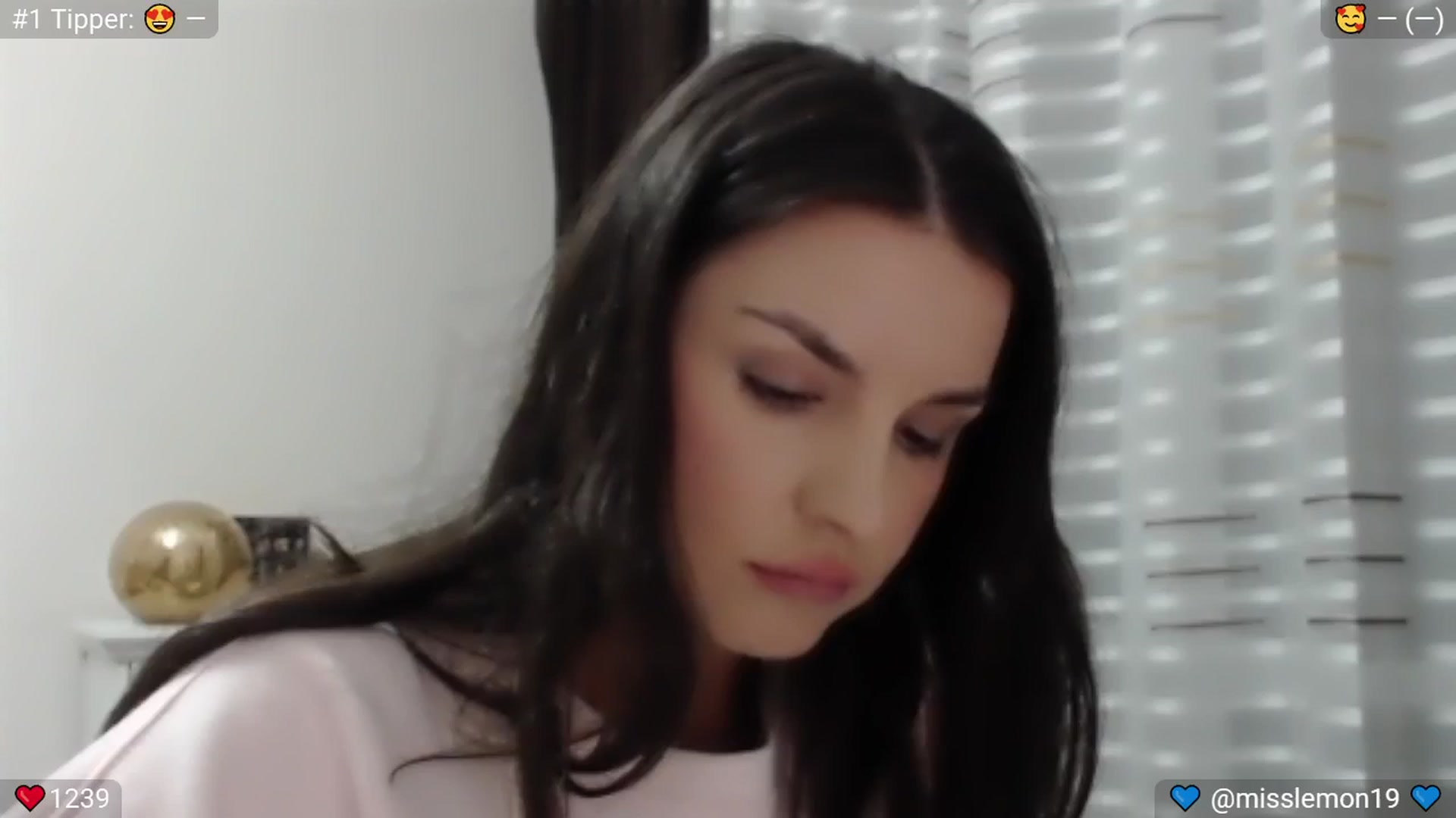 Gallery image thumbnail from SpicedPeach's myfreecams stream on, 01/11/2025, 23:04 image 6 of 20