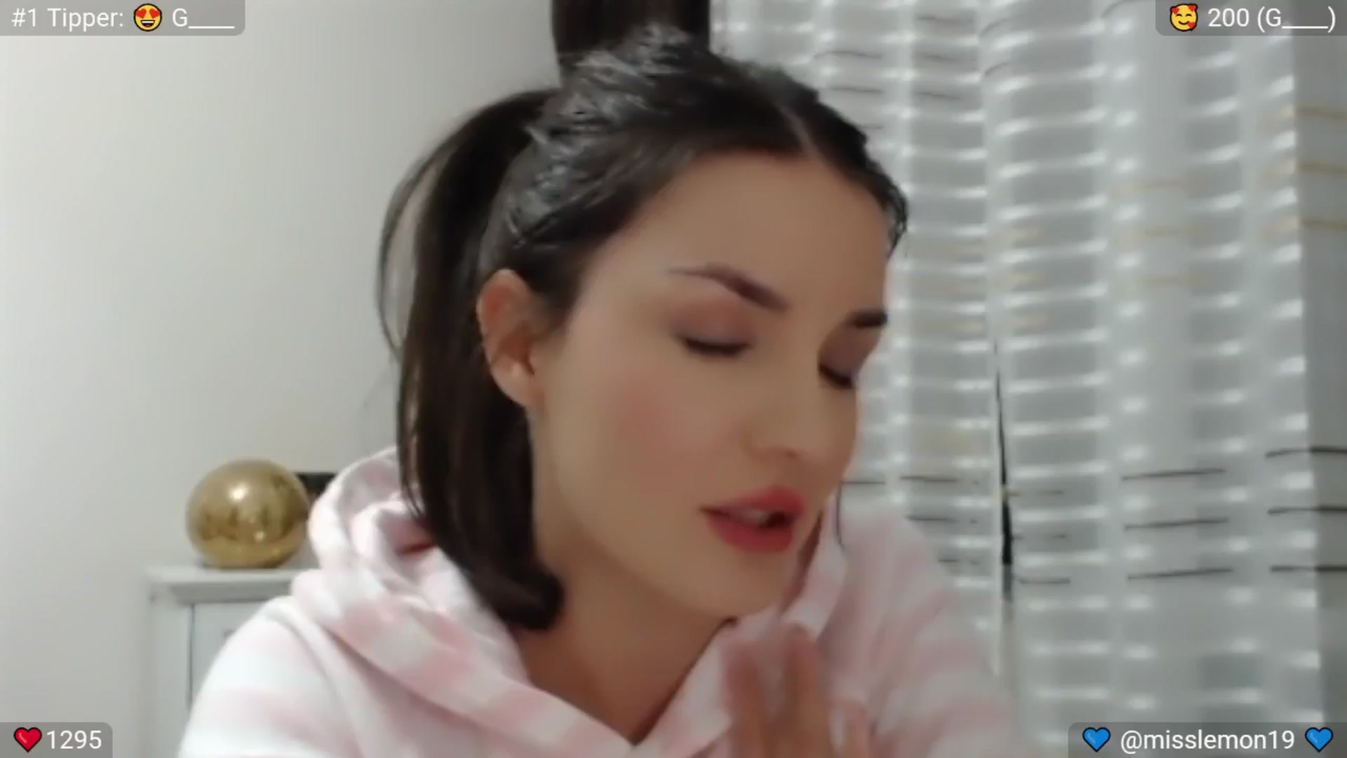 Gallery image thumbnail from SpicedPeach's myfreecams stream on, 01/13/2025, 01:01 image 14 of 20