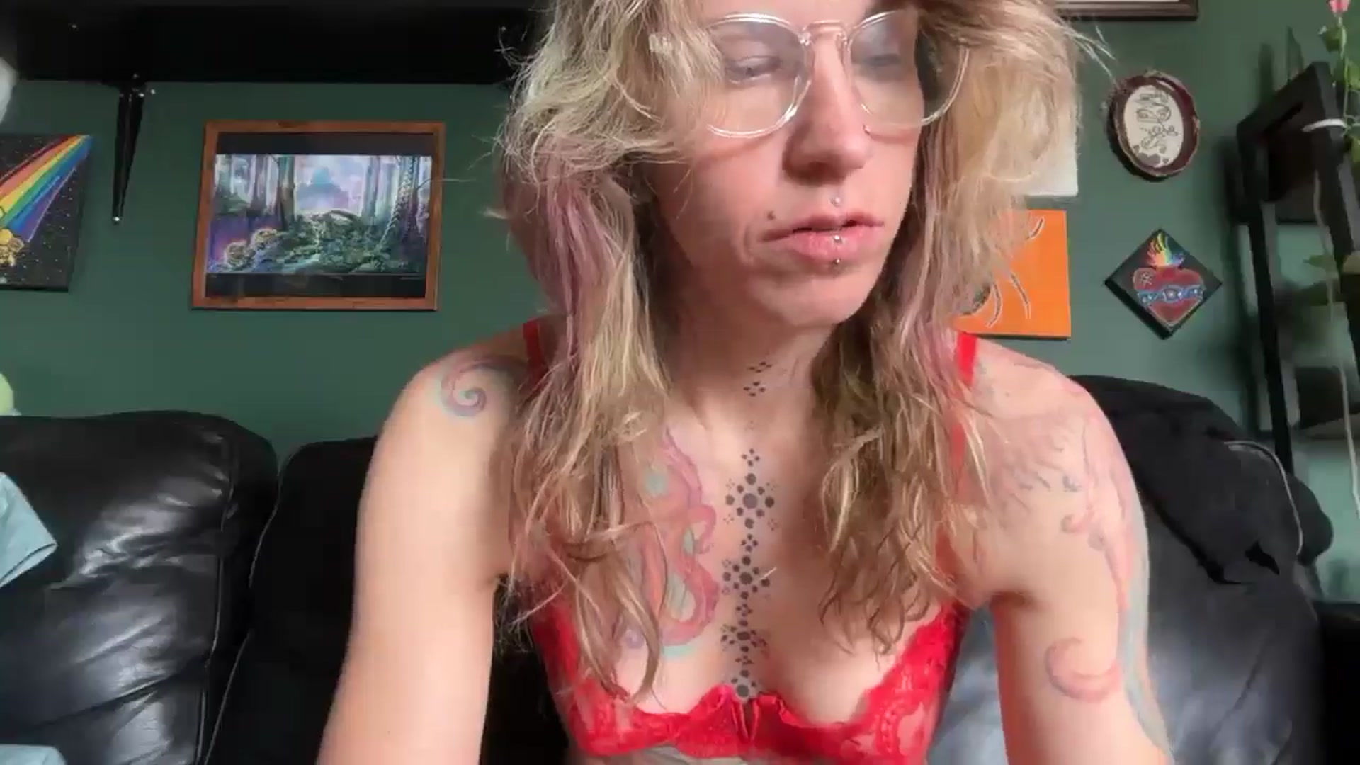 Gallery image thumbnail from SpicyDee369's myfreecams stream on, 12/30/2025, 16:08 image 9 of 20