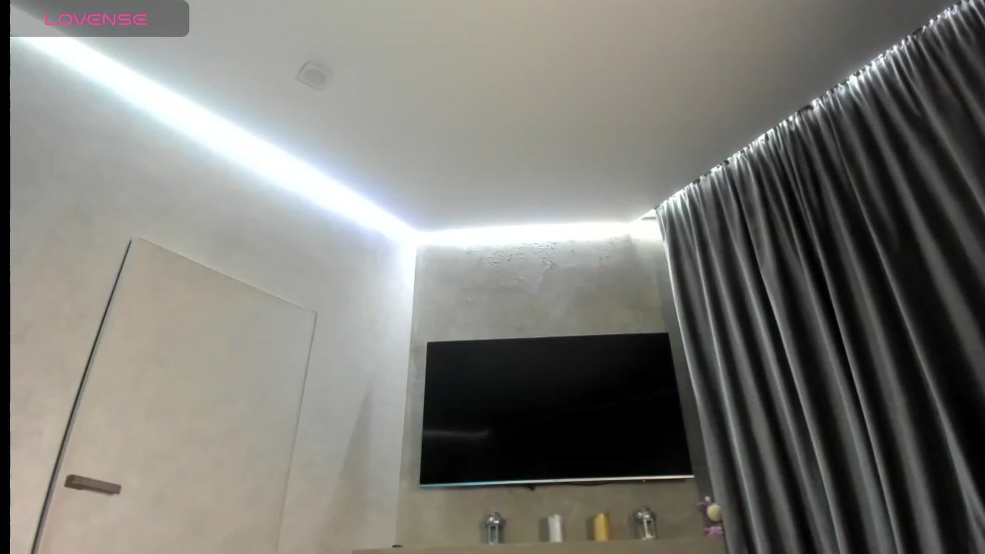 Gallery image thumbnail from SpicyK_'s myfreecams stream on, 02/27/2024, 21:20 image 2 of 20