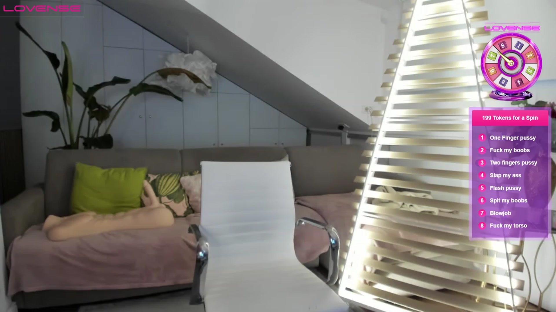 Gallery image thumbnail from SpicyLady87's myfreecams stream on, 03/05/2023, 16:38 image 2 of 20