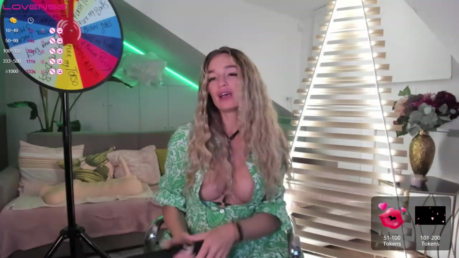 Gallery image thumbnail from SpicyLady87's myfreecams stream on, 03/22/2023, 24:12 image 20 of 20
