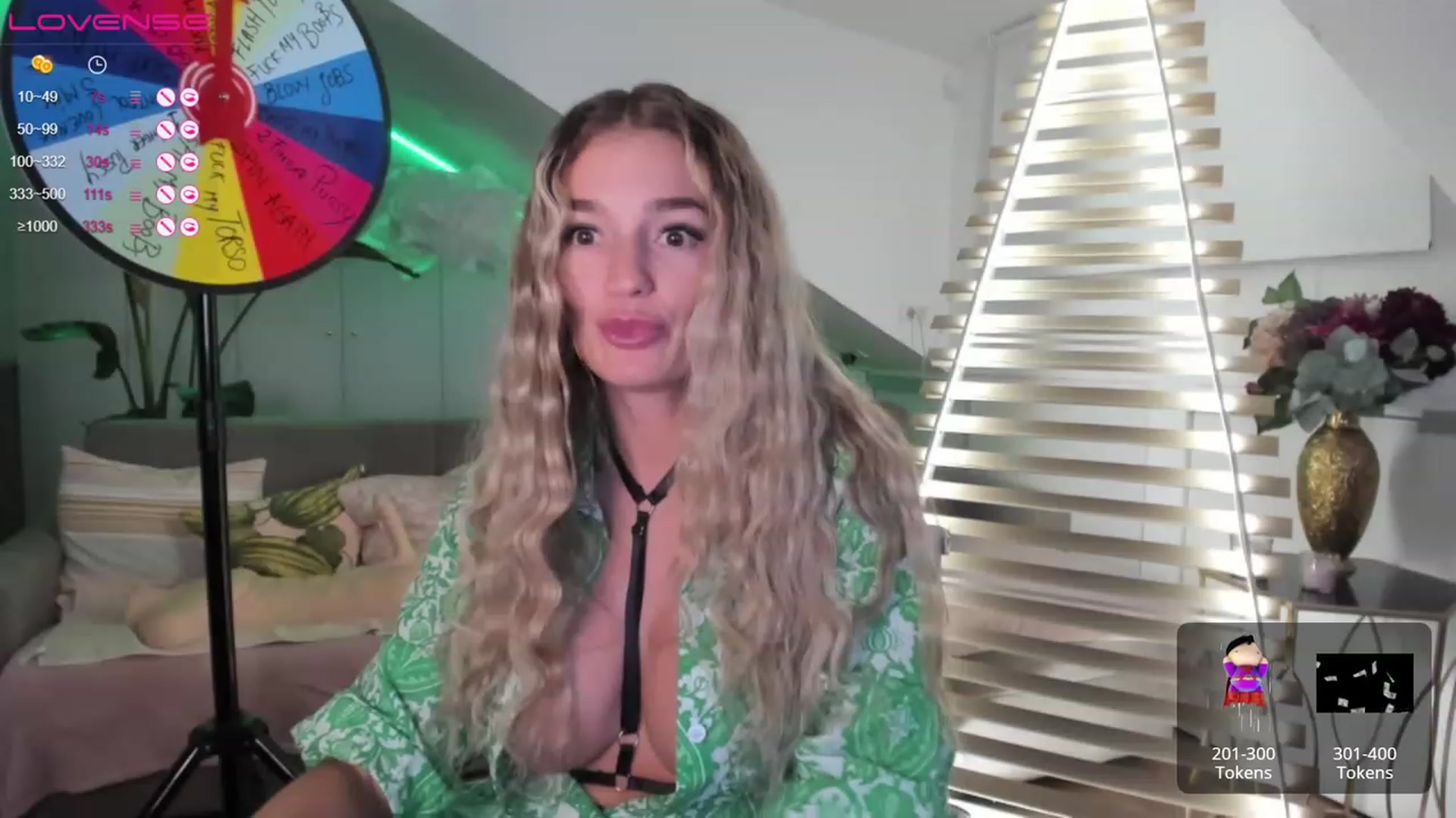 Gallery image thumbnail from SpicyLady87's myfreecams stream on, 03/22/2023, 24:12 image 19 of 20