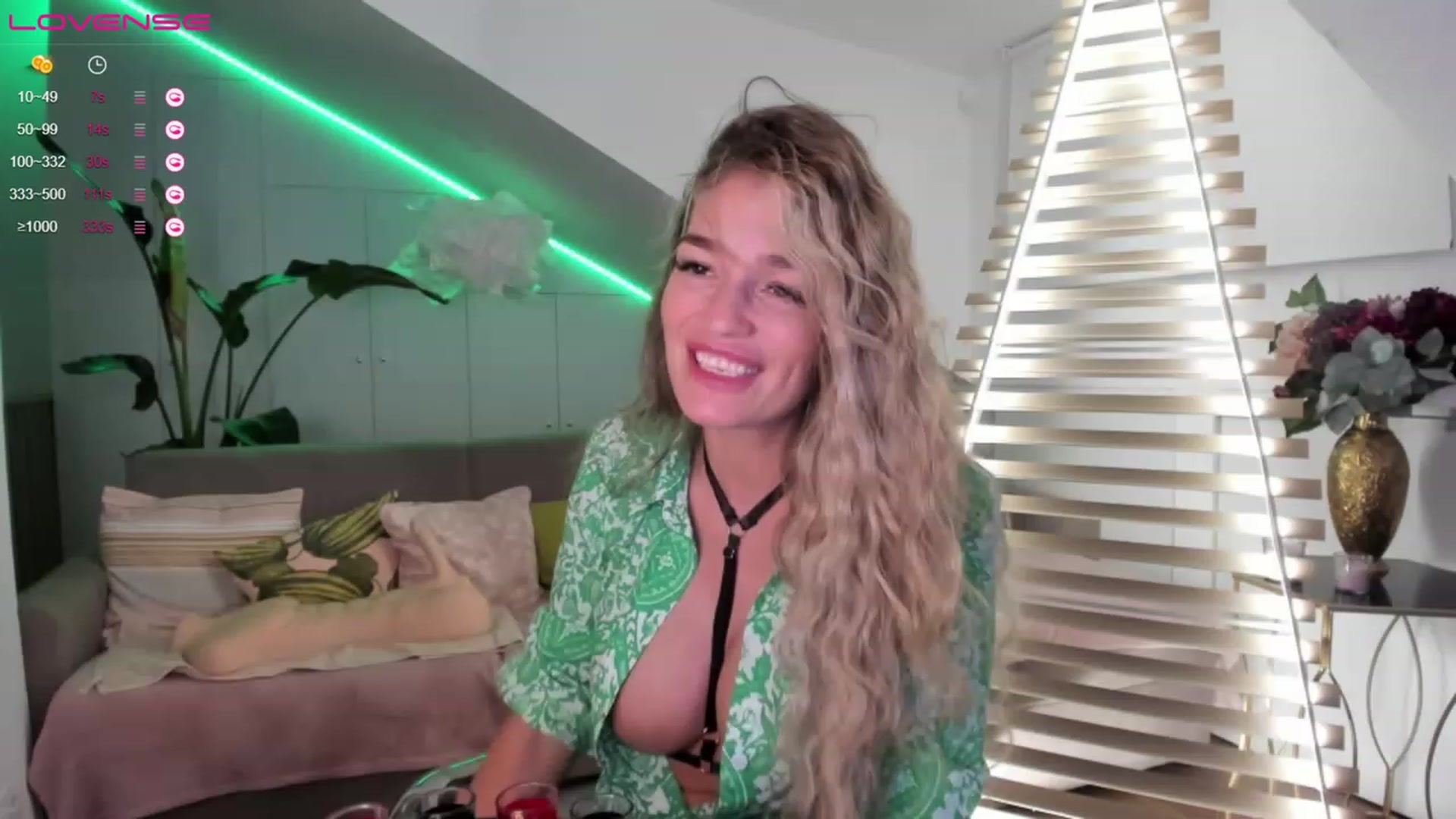 Gallery image thumbnail from SpicyLady87's myfreecams stream on, 03/22/2023, 01:37 image 5 of 20
