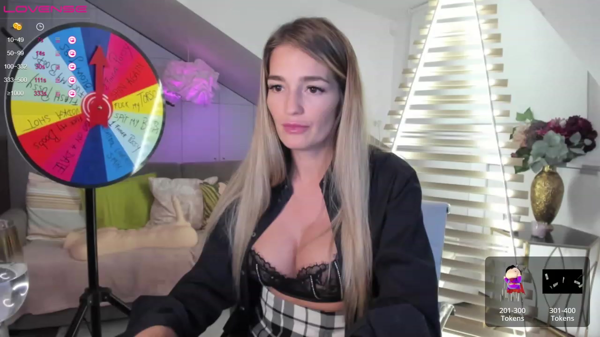 Gallery image thumbnail from SpicyLady87's myfreecams stream on, 03/28/2023, 21:59 image 5 of 20