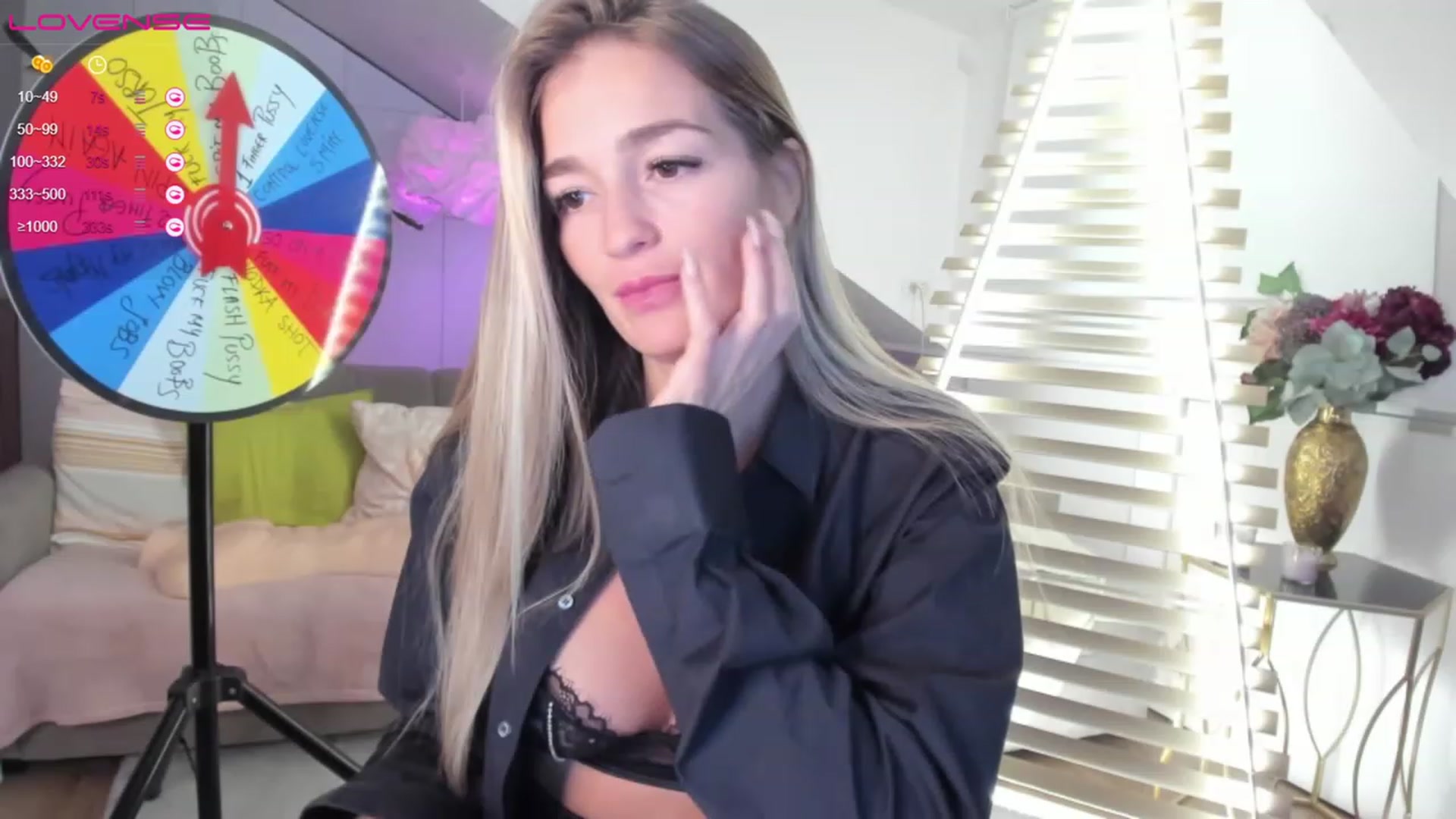 Gallery image thumbnail from SpicyLady87's myfreecams stream on, 03/28/2023, 21:59 image 16 of 20