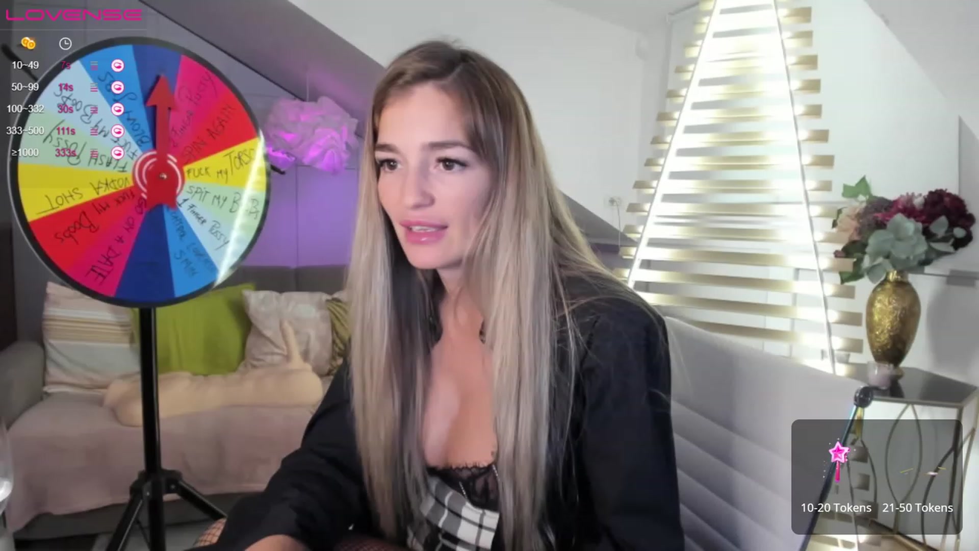 Gallery image thumbnail from SpicyLady87's myfreecams stream on, 03/28/2023, 21:59 image 8 of 20