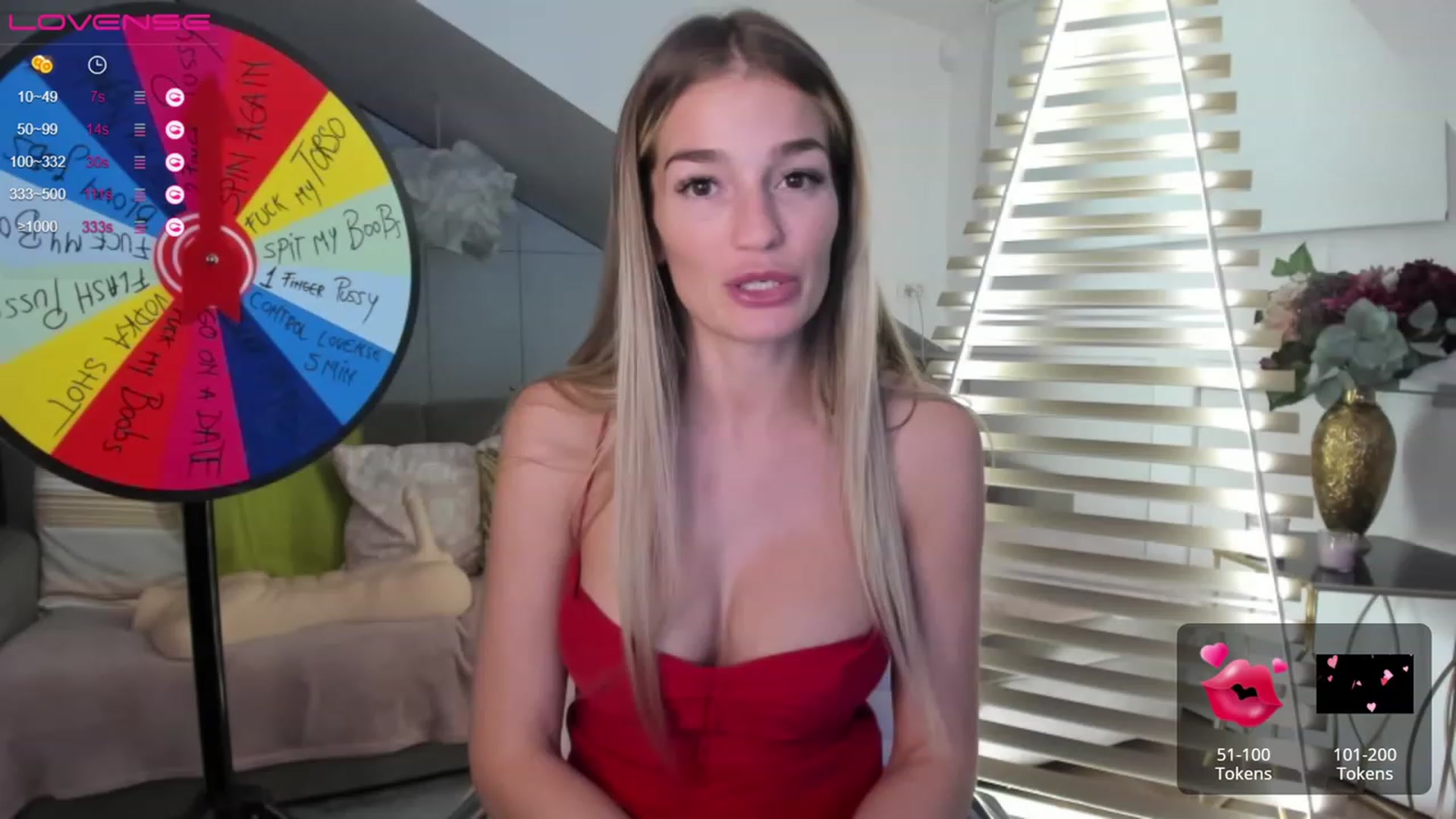 Gallery image thumbnail from SpicyLady87's myfreecams stream on, 03/31/2023, 24:03 image 10 of 20