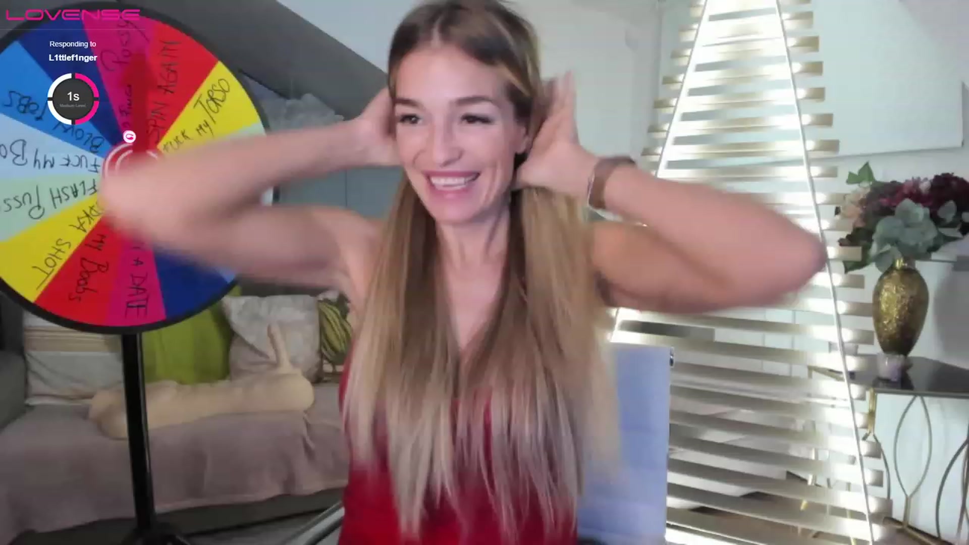 Gallery image thumbnail from SpicyLady87's myfreecams stream on, 03/31/2023, 24:03 image 6 of 20