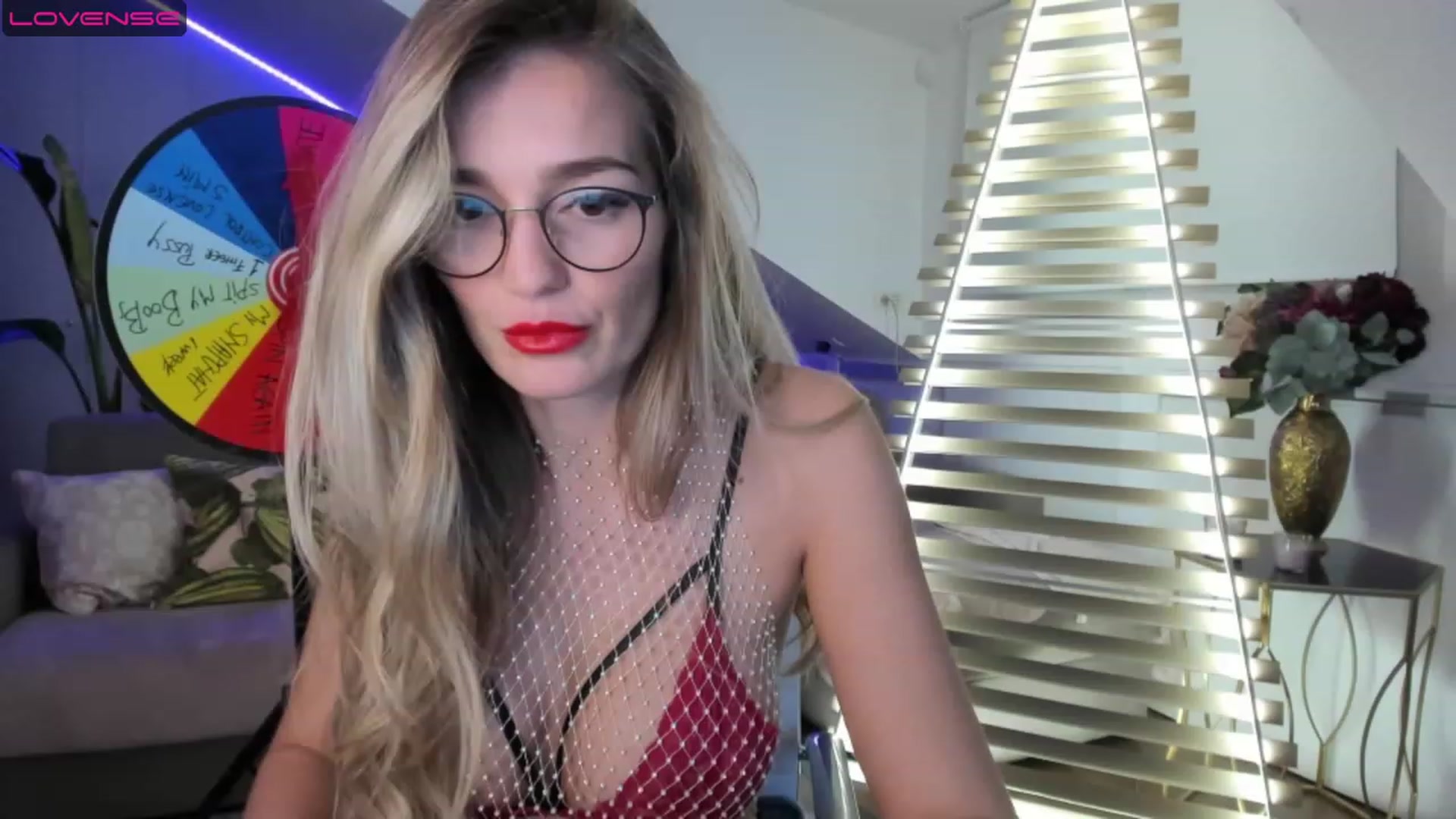 Gallery image thumbnail from SpicyLady87's myfreecams stream on, 04/13/2023, 01:29 image 8 of 20