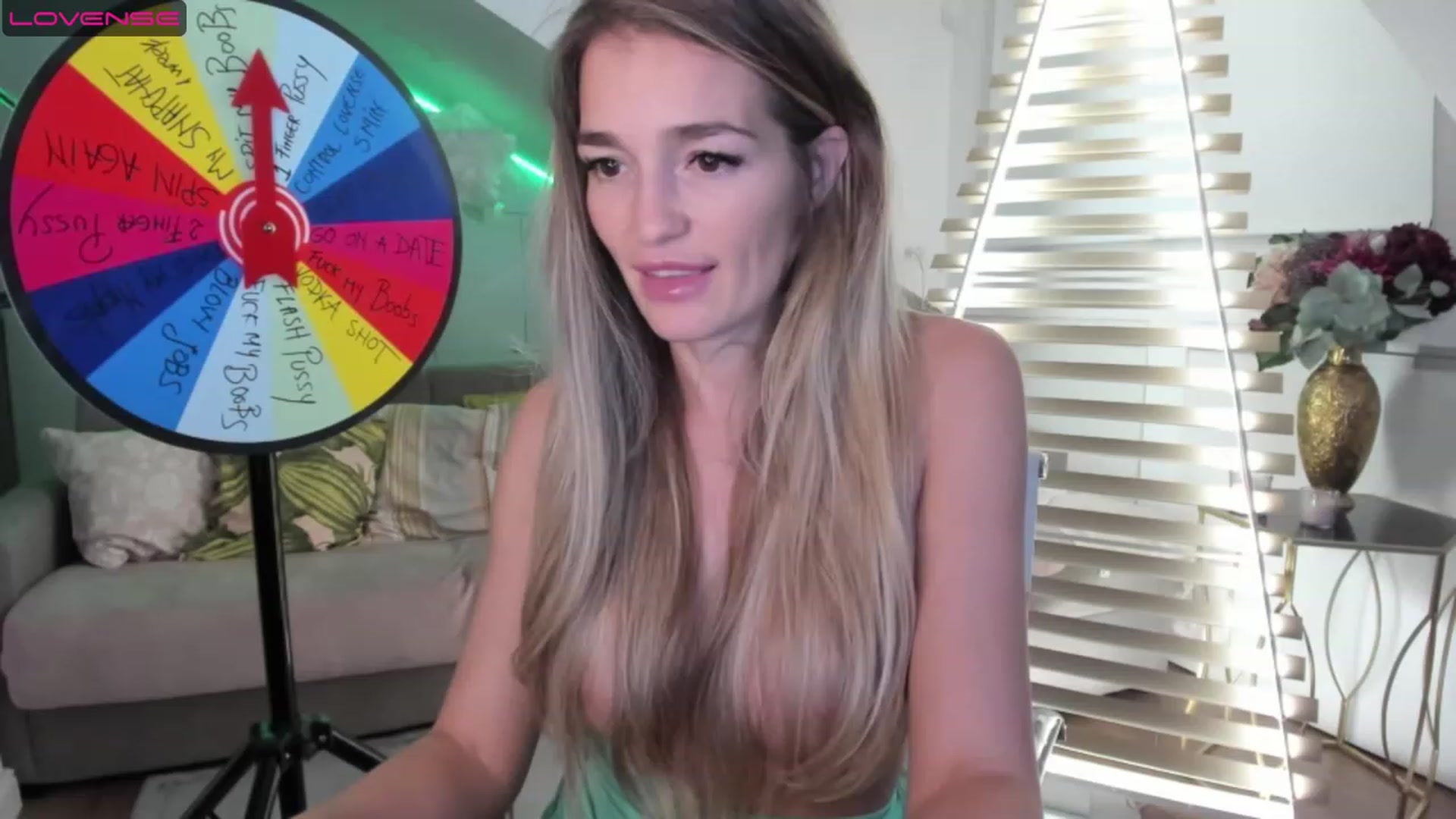 Gallery image thumbnail from SpicyLady87's myfreecams stream on, 04/16/2023, 01:54 image 20 of 20