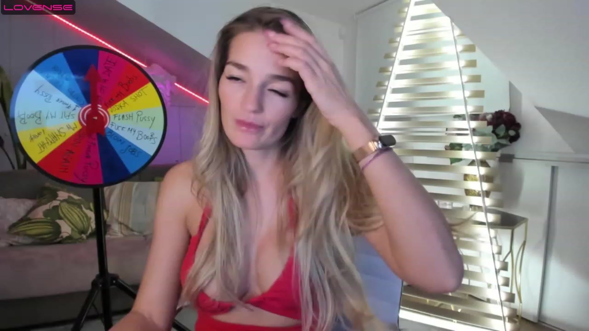 Gallery image thumbnail from SpicyLady87's myfreecams stream on, 04/17/2023, 23:43 image 19 of 20