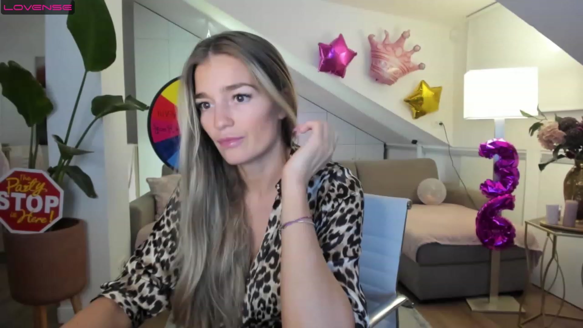 Gallery image thumbnail from SpicyLady87's myfreecams stream on, 05/02/2023, 23:18 image 19 of 20