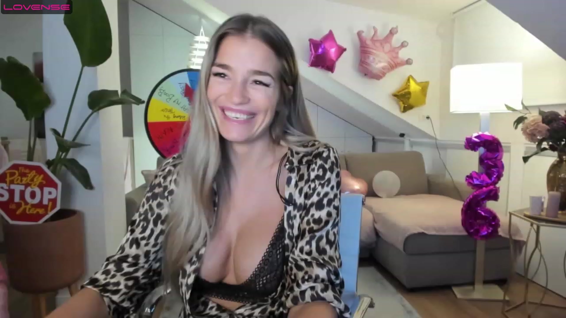 Gallery image thumbnail from SpicyLady87's myfreecams stream on, 05/02/2023, 23:18 image 13 of 20