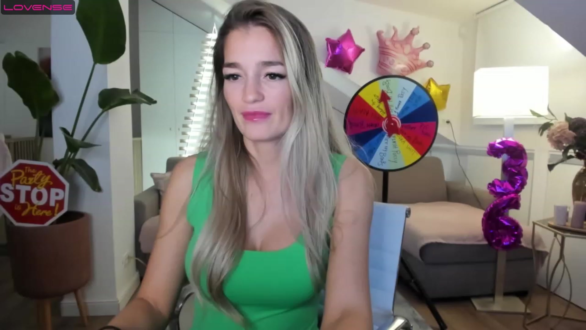 Gallery image thumbnail from SpicyLady87's myfreecams stream on, 05/03/2023, 21:52 image 15 of 20