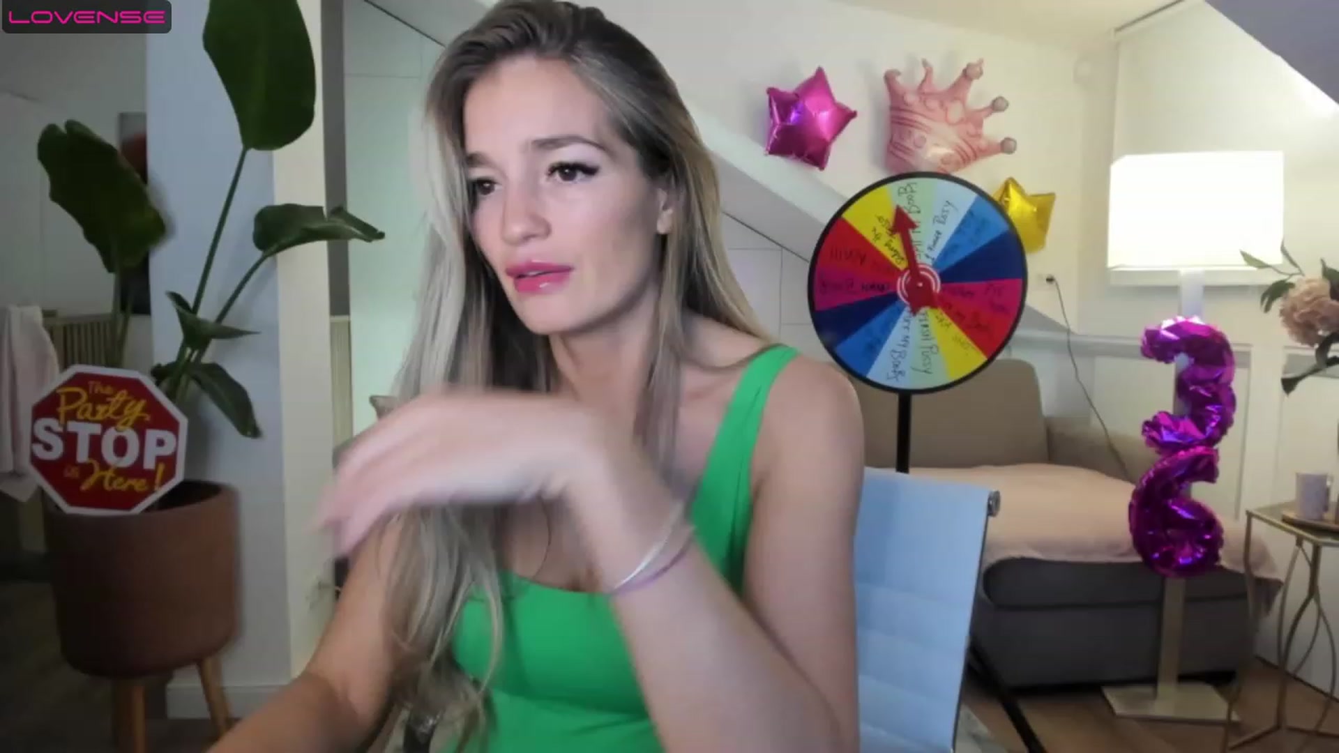 Gallery image thumbnail from SpicyLady87's myfreecams stream on, 05/03/2023, 21:52 image 9 of 20