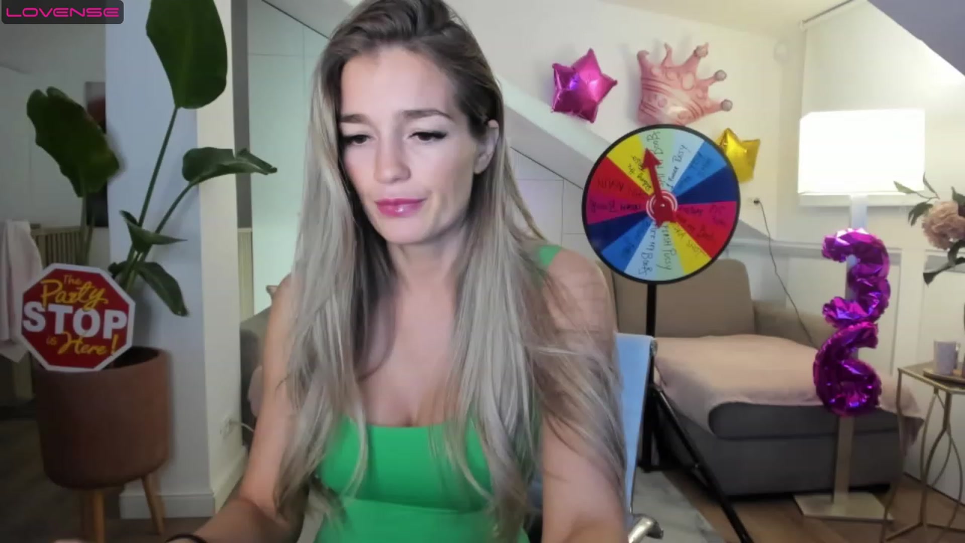Gallery image thumbnail from SpicyLady87's myfreecams stream on, 05/03/2023, 21:52 image 12 of 20