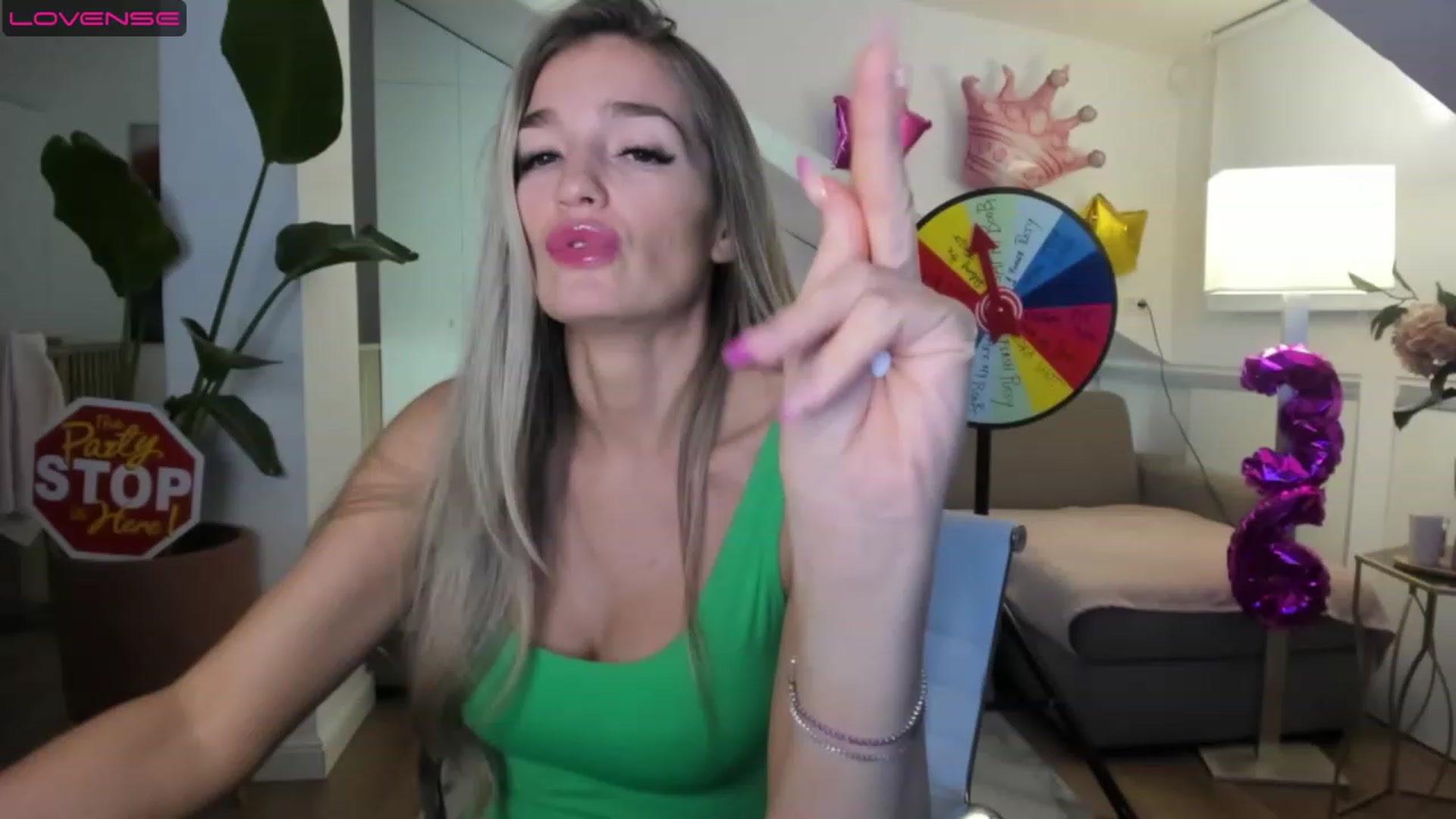 Gallery image thumbnail from SpicyLady87's myfreecams stream on, 05/03/2023, 21:52 image 11 of 20