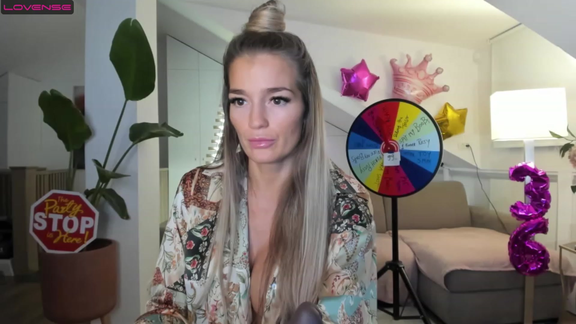 Gallery image thumbnail from SpicyLady87's myfreecams stream on, 05/05/2023, 23:13 image 12 of 20