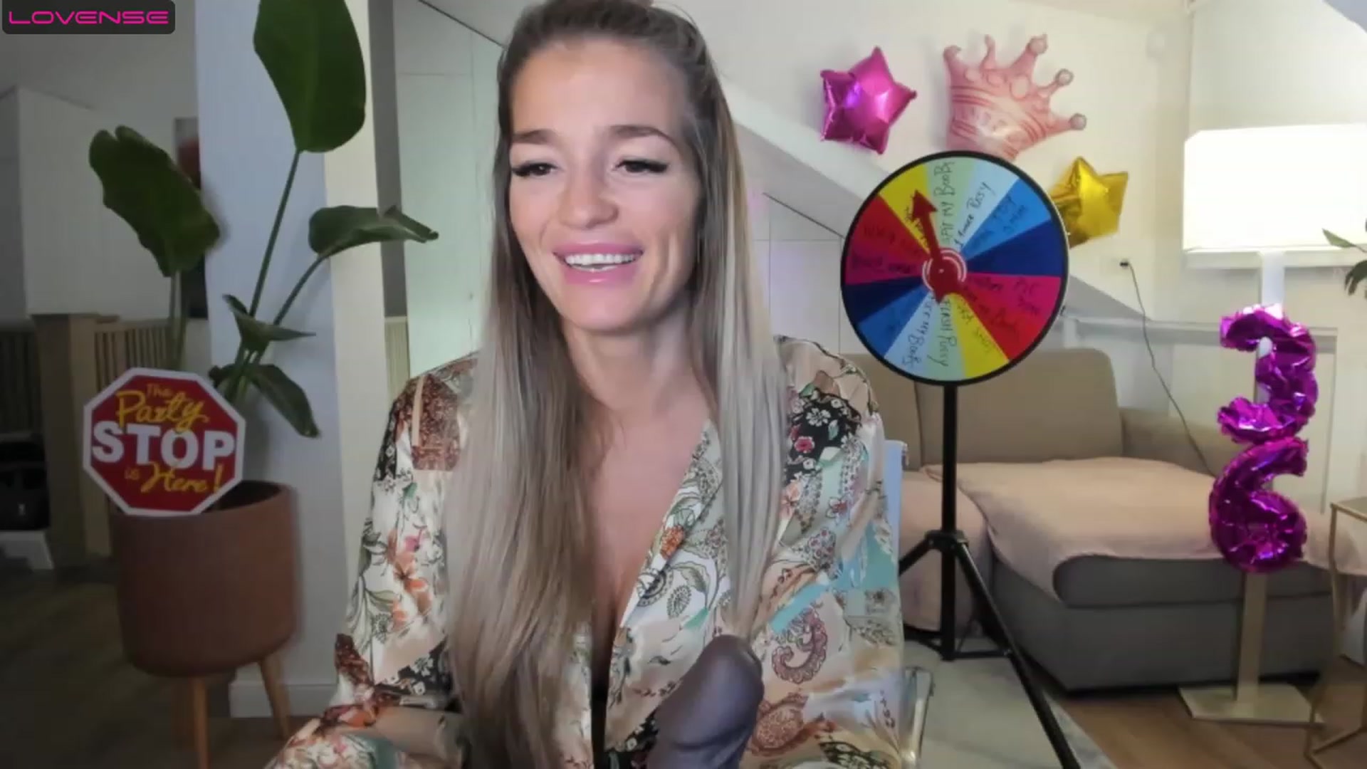 Gallery image thumbnail from SpicyLady87's myfreecams stream on, 05/05/2023, 23:13 image 1 of 20