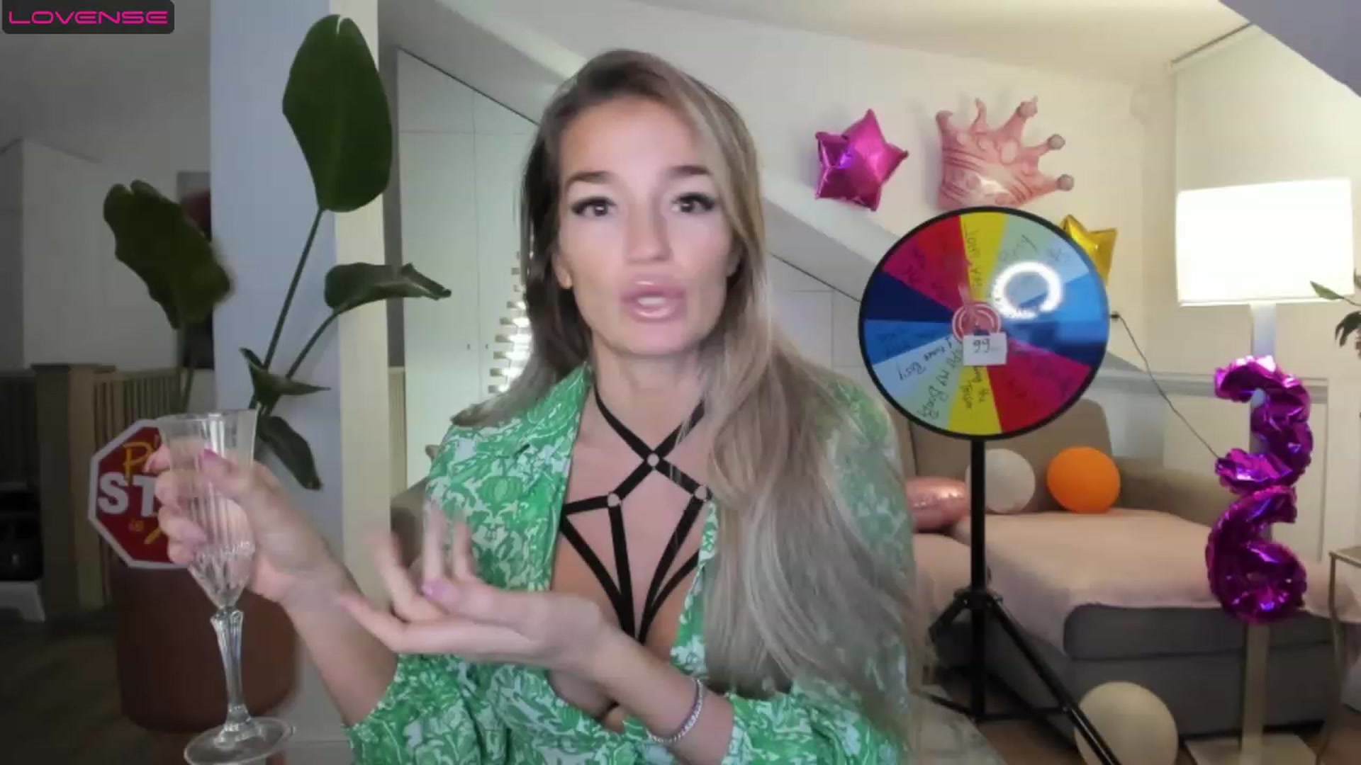 Gallery image thumbnail from SpicyLady87's myfreecams stream on, 05/08/2023, 19:52 image 7 of 20