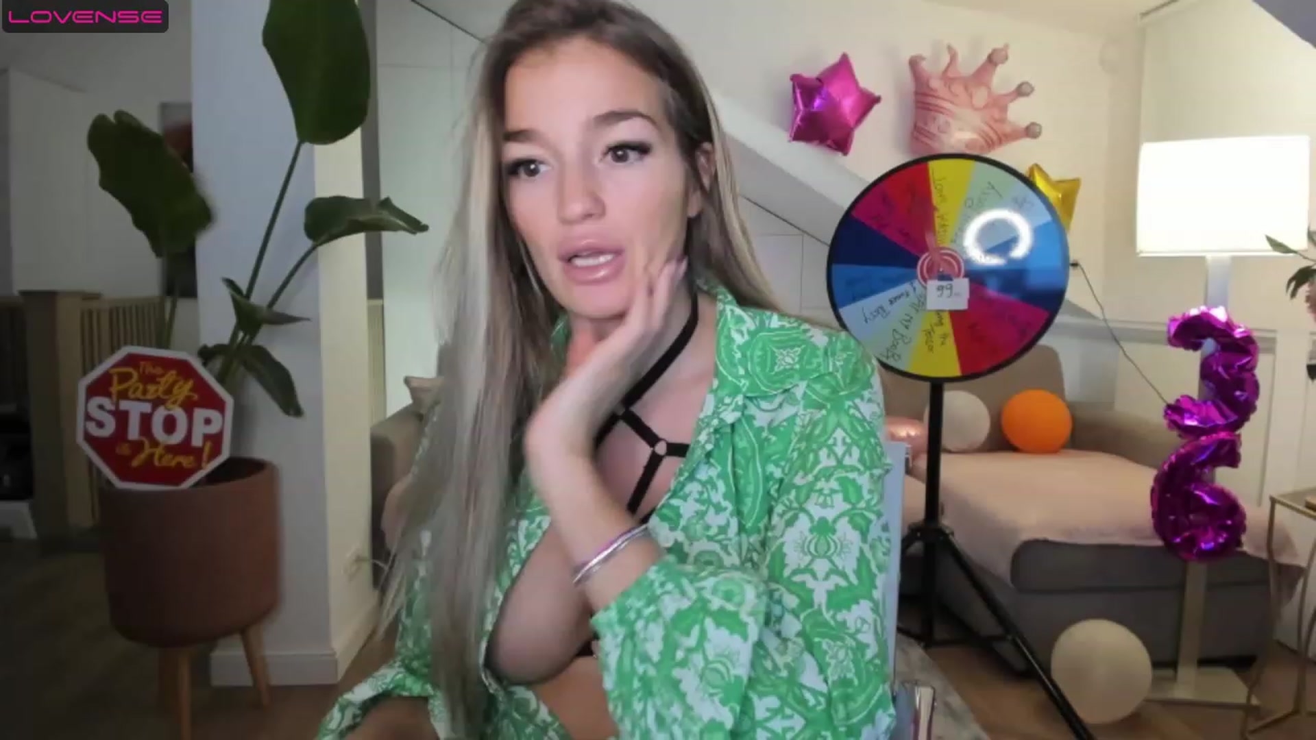 Gallery image thumbnail from SpicyLady87's myfreecams stream on, 05/08/2023, 22:01 image 14 of 20