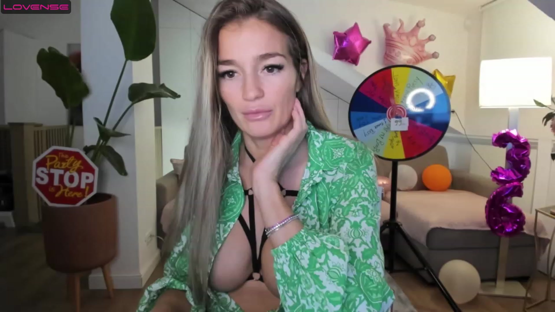 Gallery image thumbnail from SpicyLady87's myfreecams stream on, 05/08/2023, 22:01 image 13 of 20