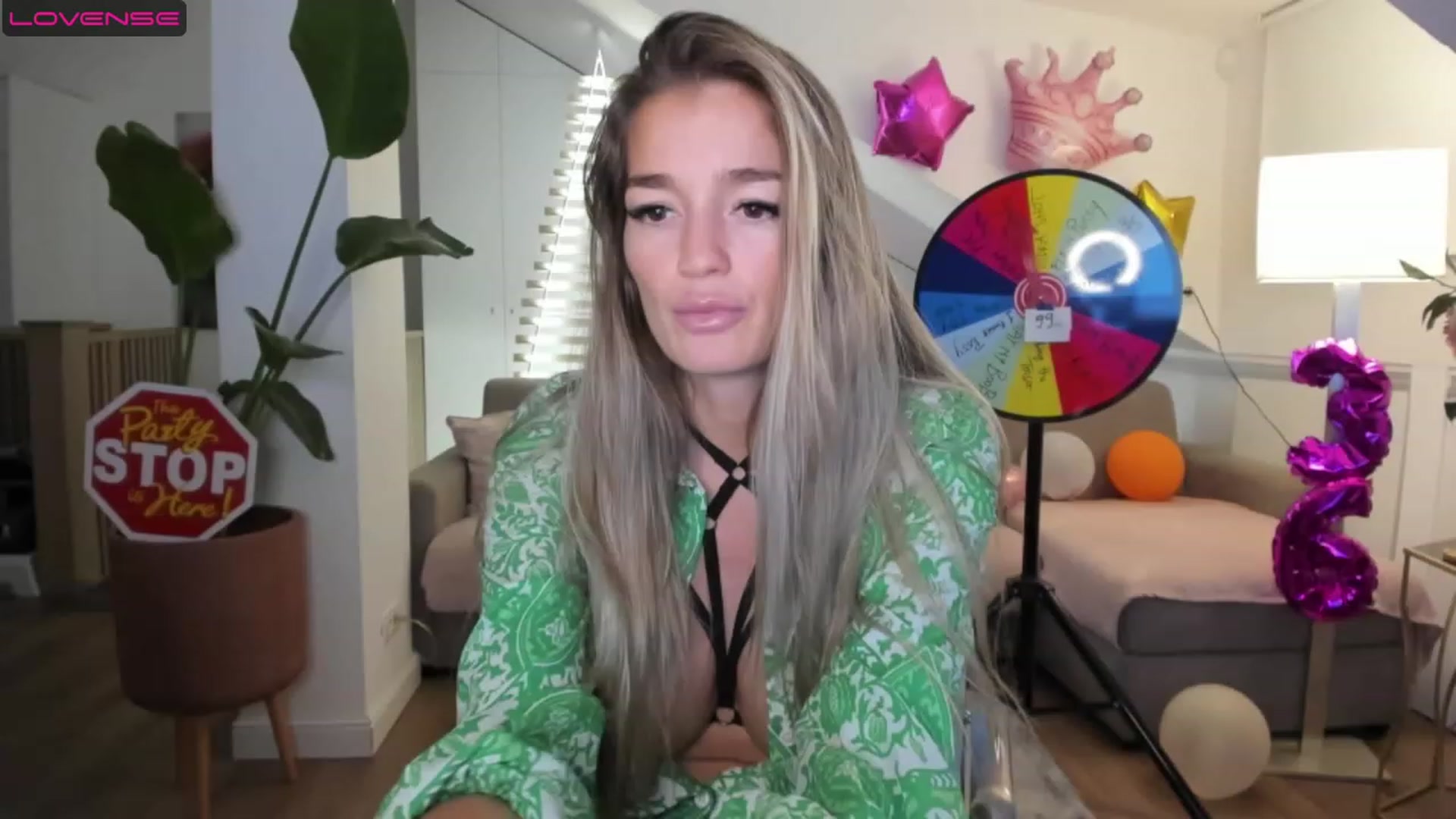 Gallery image thumbnail from SpicyLady87's myfreecams stream on, 05/08/2023, 22:01 image 19 of 20