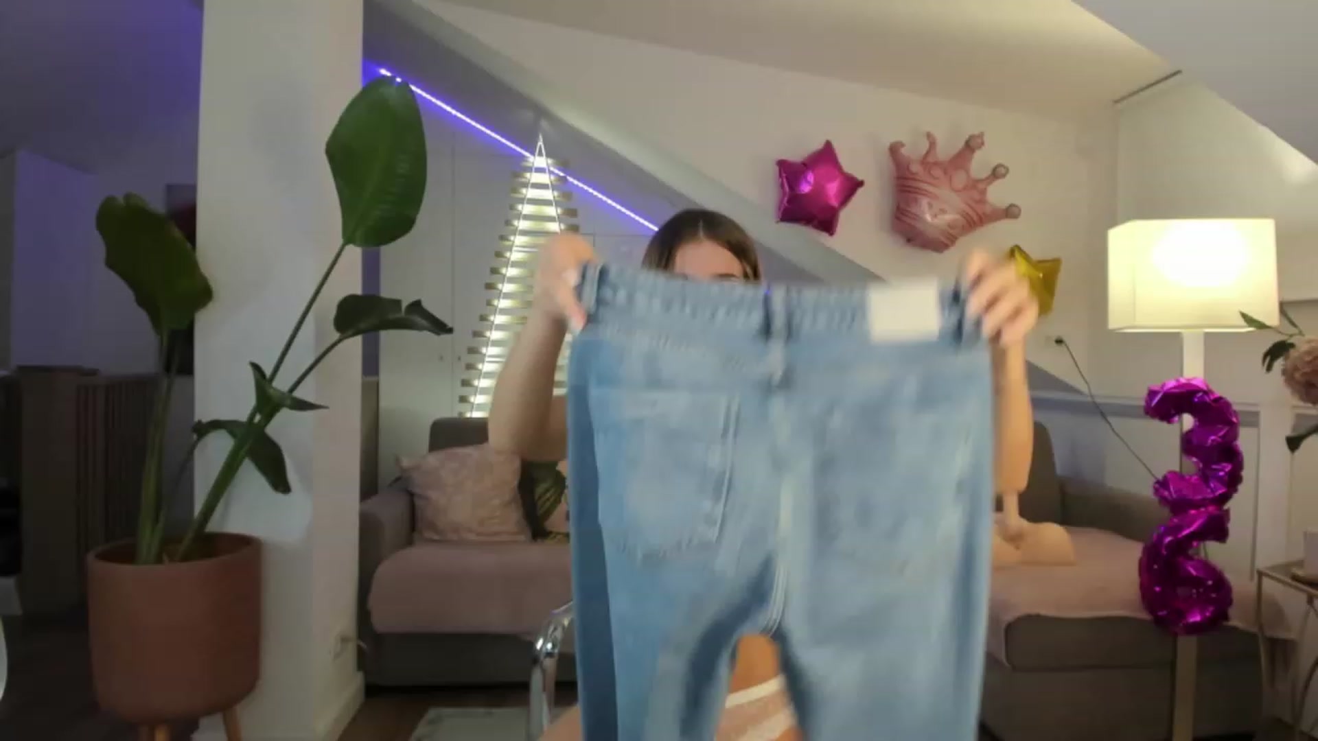 Gallery image thumbnail from SpicyLady87's myfreecams stream on, 05/13/2023, 19:01 image 19 of 20