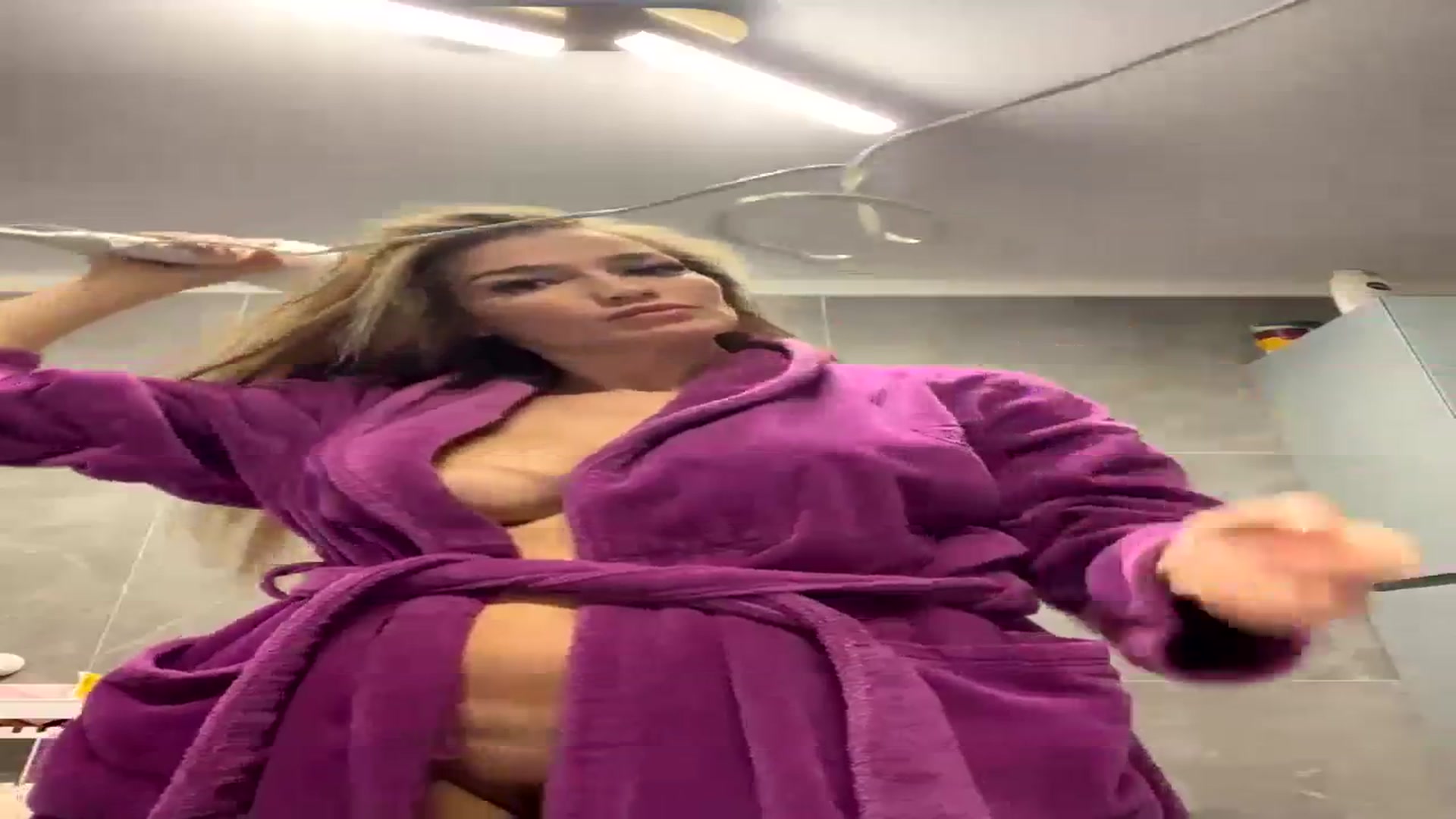 Gallery image thumbnail from SpicyLady87's myfreecams stream on, 10/13/2023, 17:48 image 19 of 20