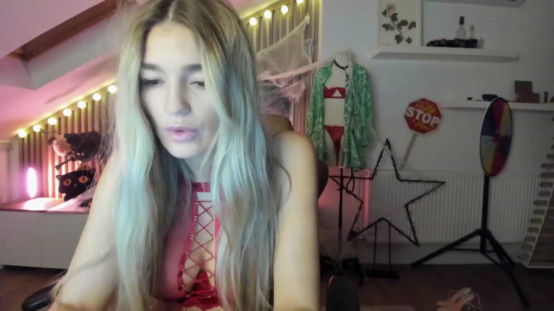 Gallery image thumbnail from SpicyLady87's myfreecams stream on, 11/12/2023, 23:37 image 2 of 20