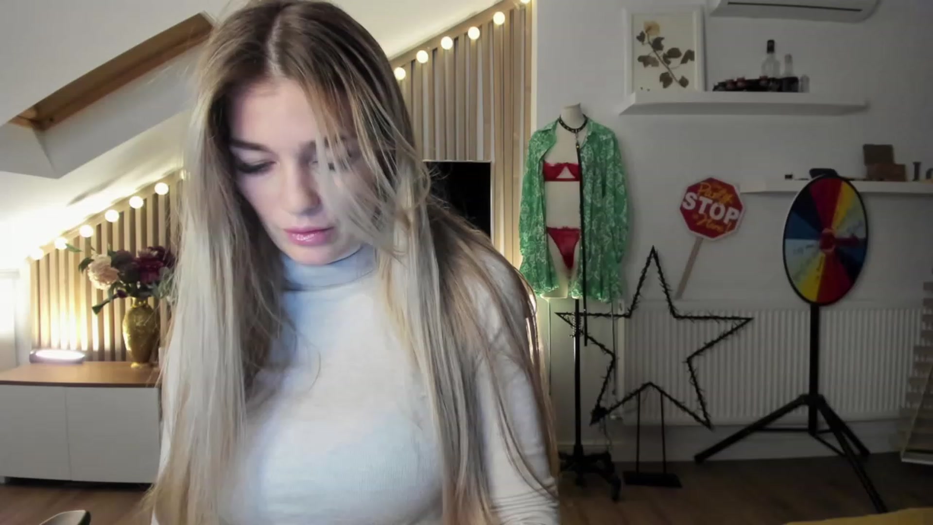 Gallery image thumbnail from SpicyLady87's myfreecams stream on, 11/15/2023, 21:15 image 7 of 20