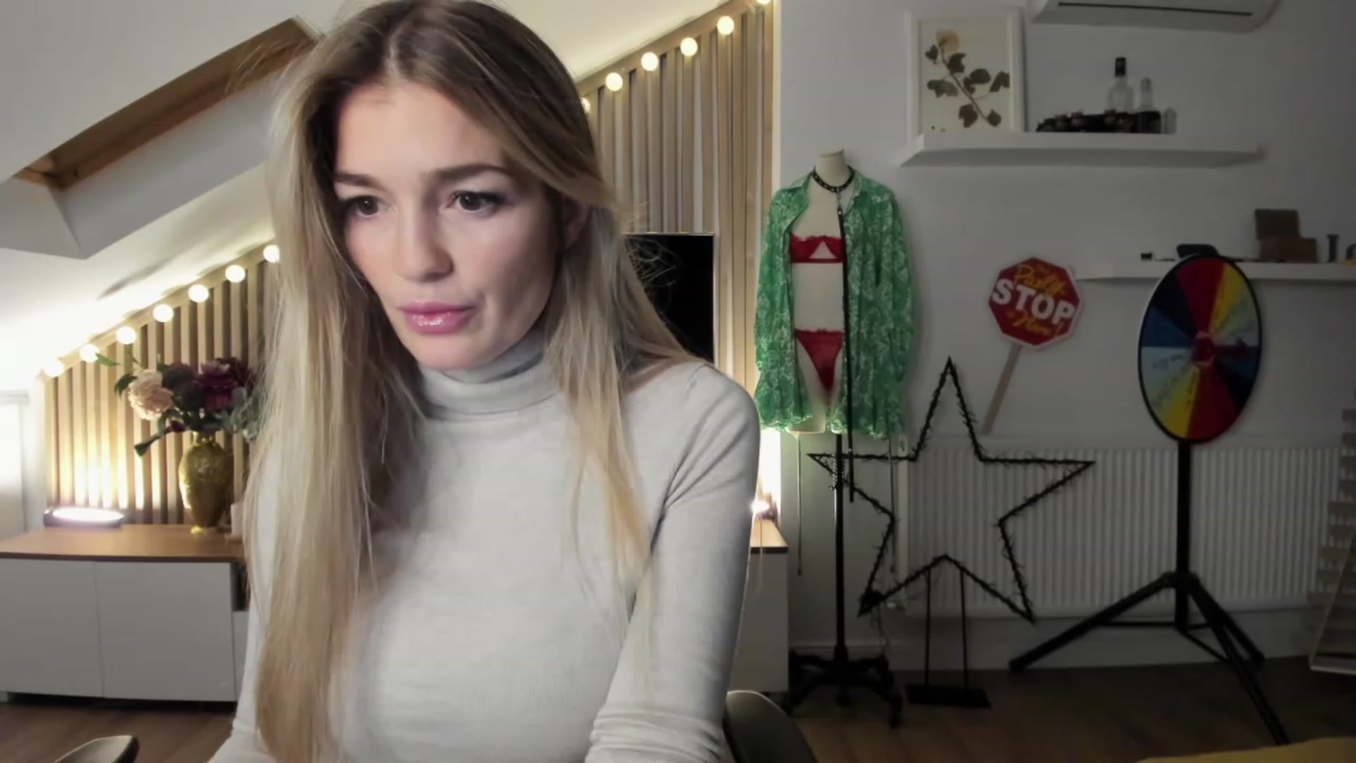 Gallery image thumbnail from SpicyLady87's myfreecams stream on, 11/15/2023, 21:15 image 1 of 20