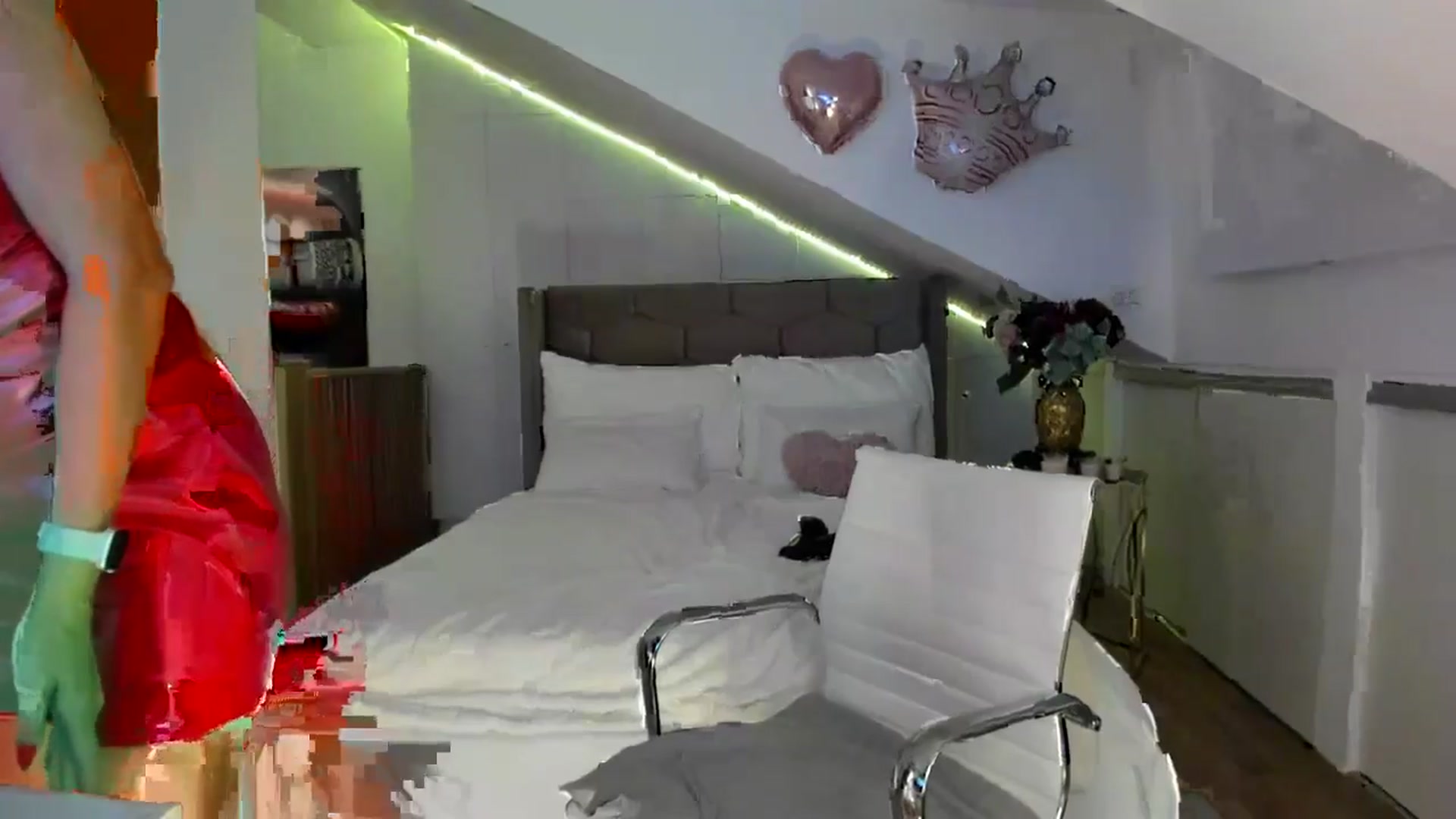 Gallery image thumbnail from SpicyLady87's myfreecams stream on, 04/02/2024, 01:43 image 7 of 20