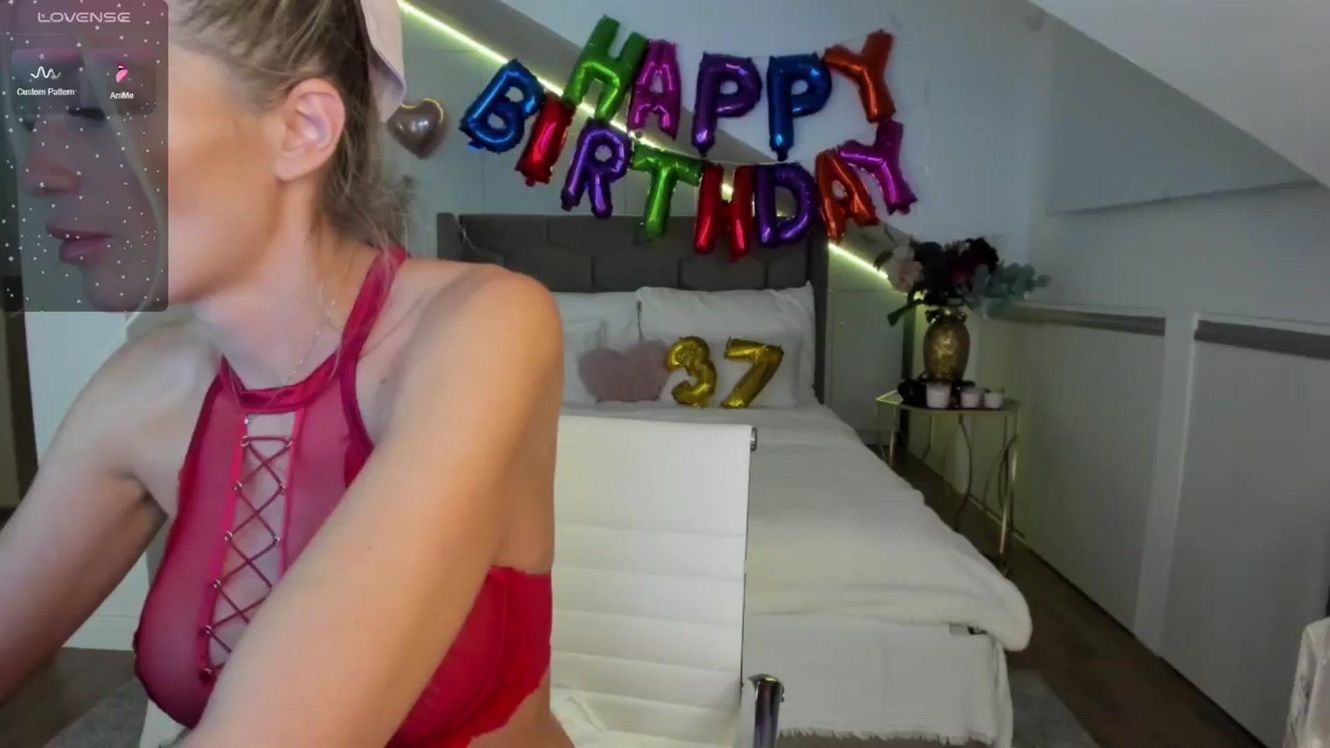 Gallery image thumbnail from SpicyLady87's myfreecams stream on, 05/07/2024, 22:37 image 1 of 20