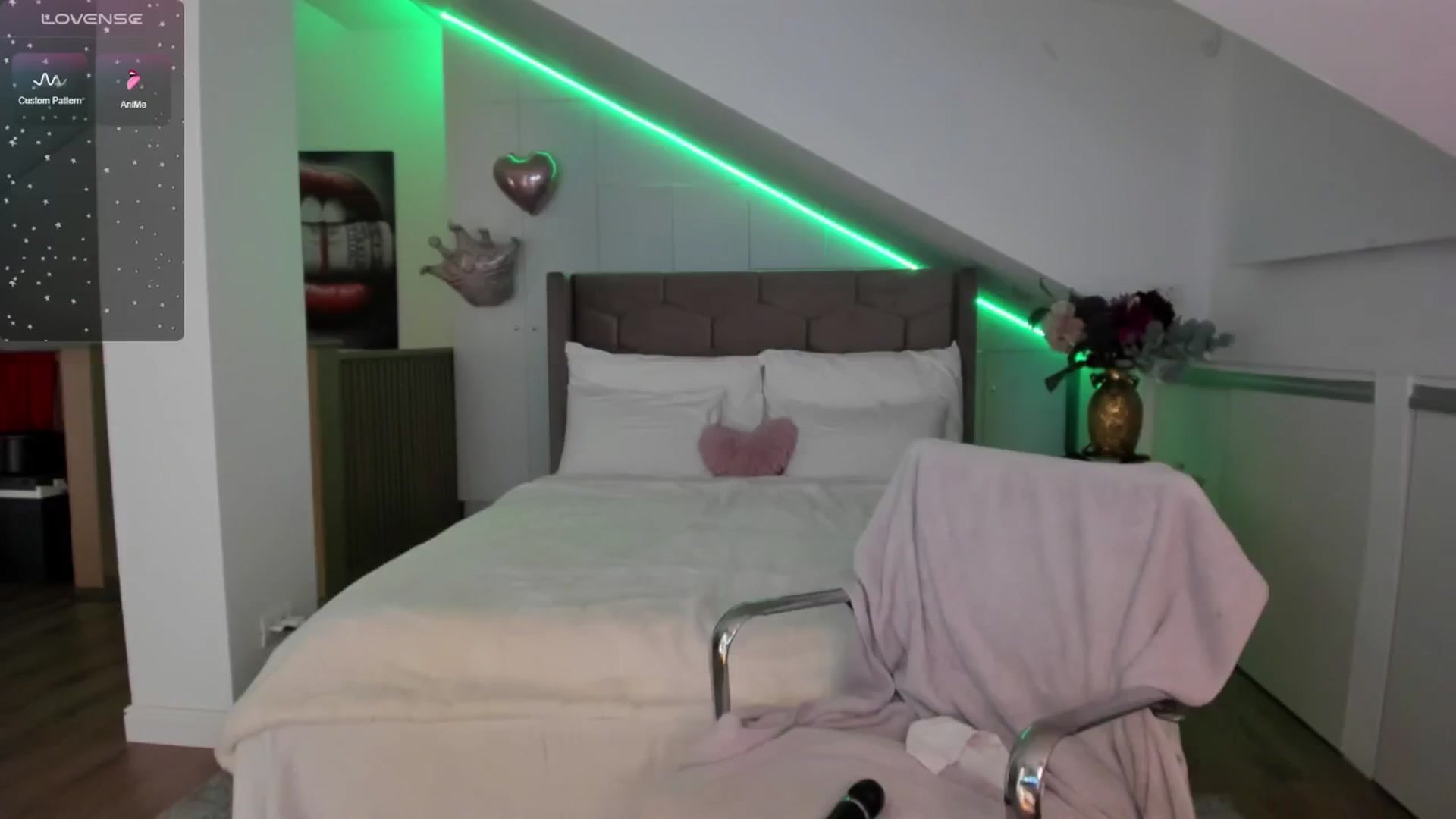 Gallery image thumbnail from SpicyLady87's myfreecams stream on, 05/19/2024, 23:22 image 11 of 20