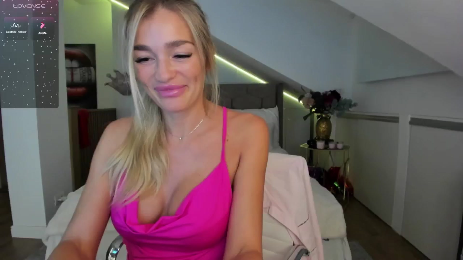 Gallery image thumbnail from SpicyLady87's myfreecams stream on, 05/27/2024, 22:43 image 14 of 20