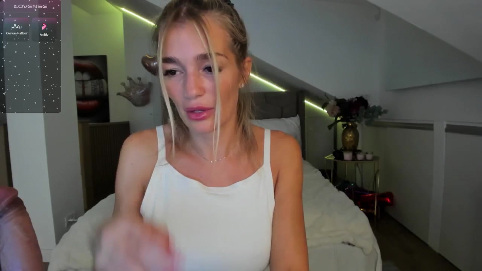 Gallery image thumbnail from SpicyLady87's myfreecams stream on, 06/10/2024, 23:53 image 11 of 20