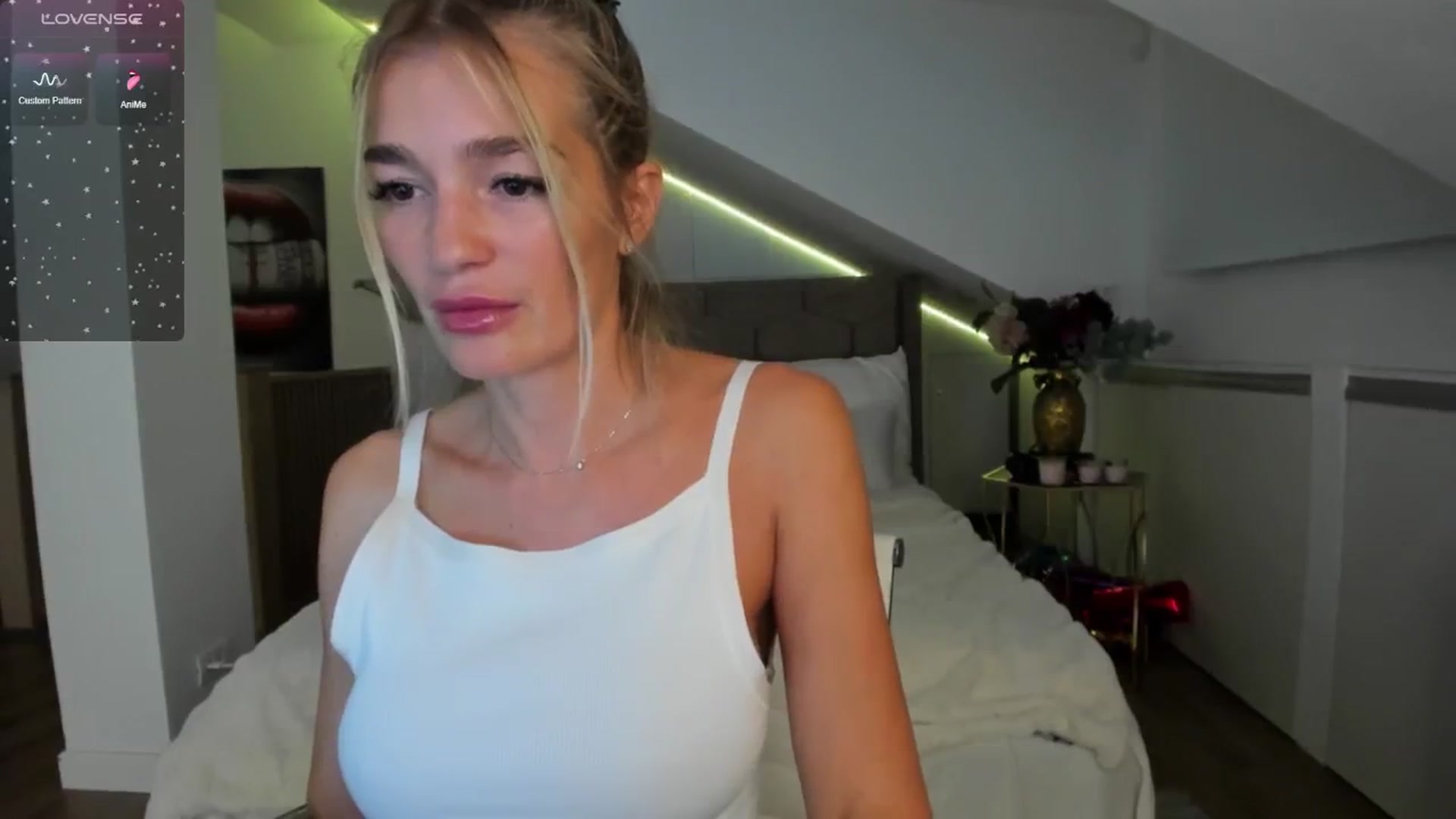 Gallery image thumbnail from SpicyLady87's myfreecams stream on, 06/10/2024, 23:53 image 8 of 20