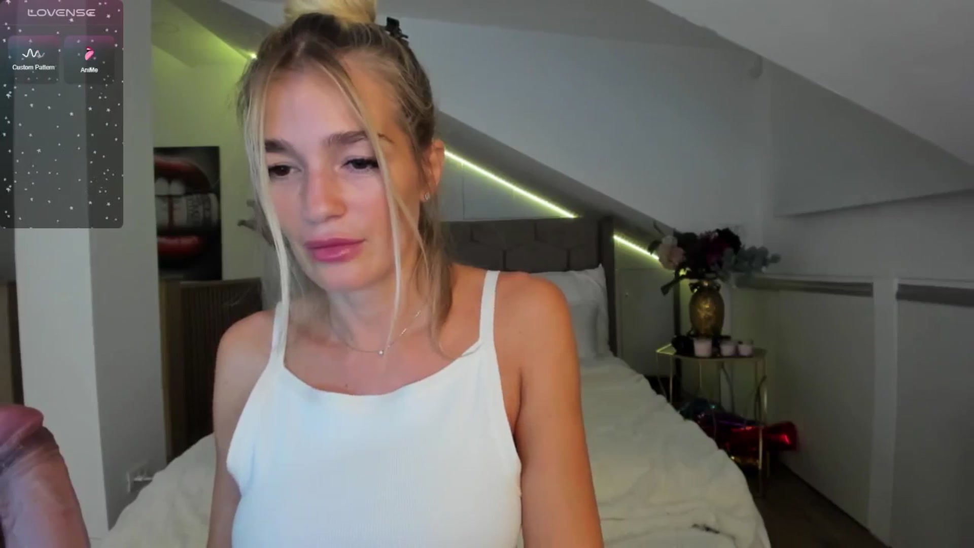Gallery image thumbnail from SpicyLady87's myfreecams stream on, 06/10/2024, 23:53 image 15 of 20