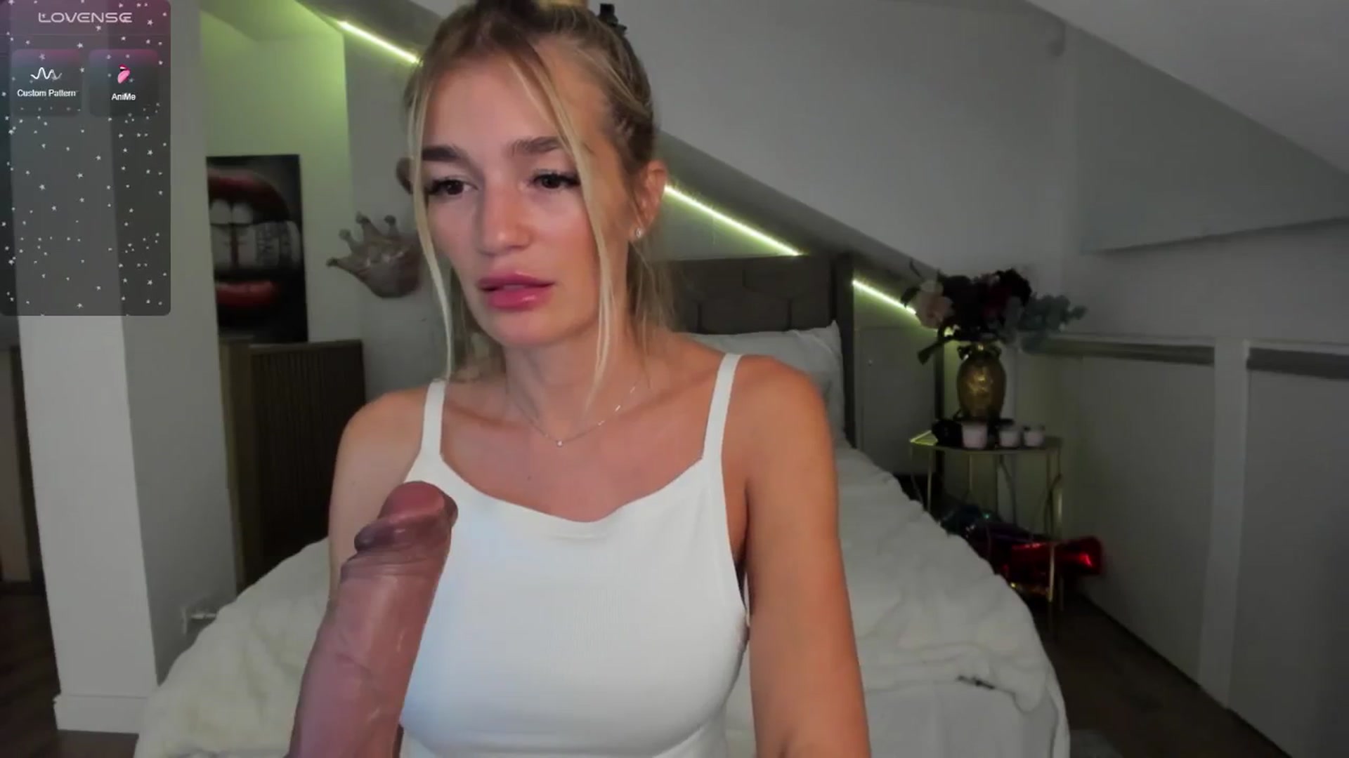 Gallery image thumbnail from SpicyLady87's myfreecams stream on, 06/10/2024, 23:53 image 9 of 20